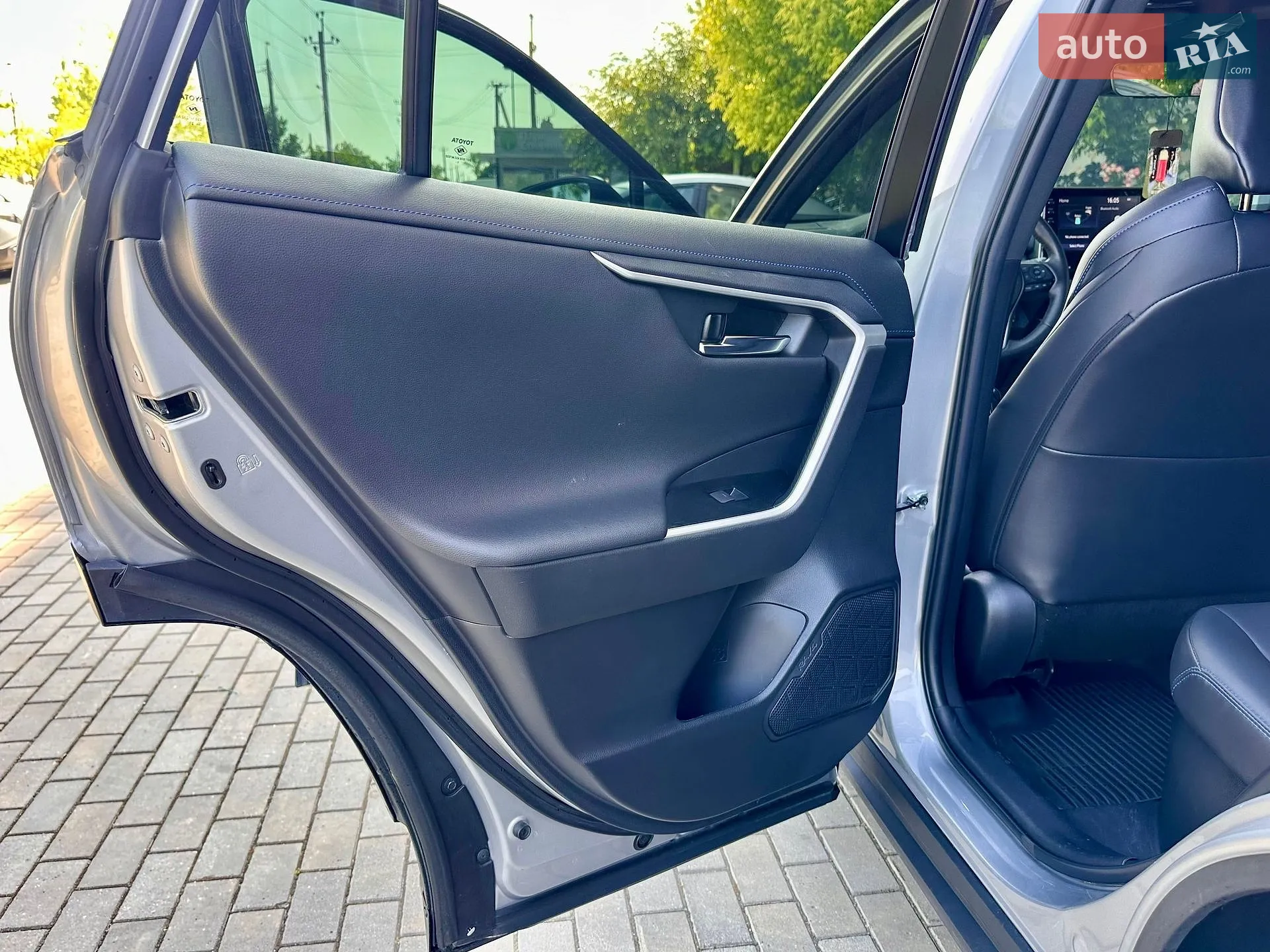 2021 Toyota RAV 4 - мініатюра 30