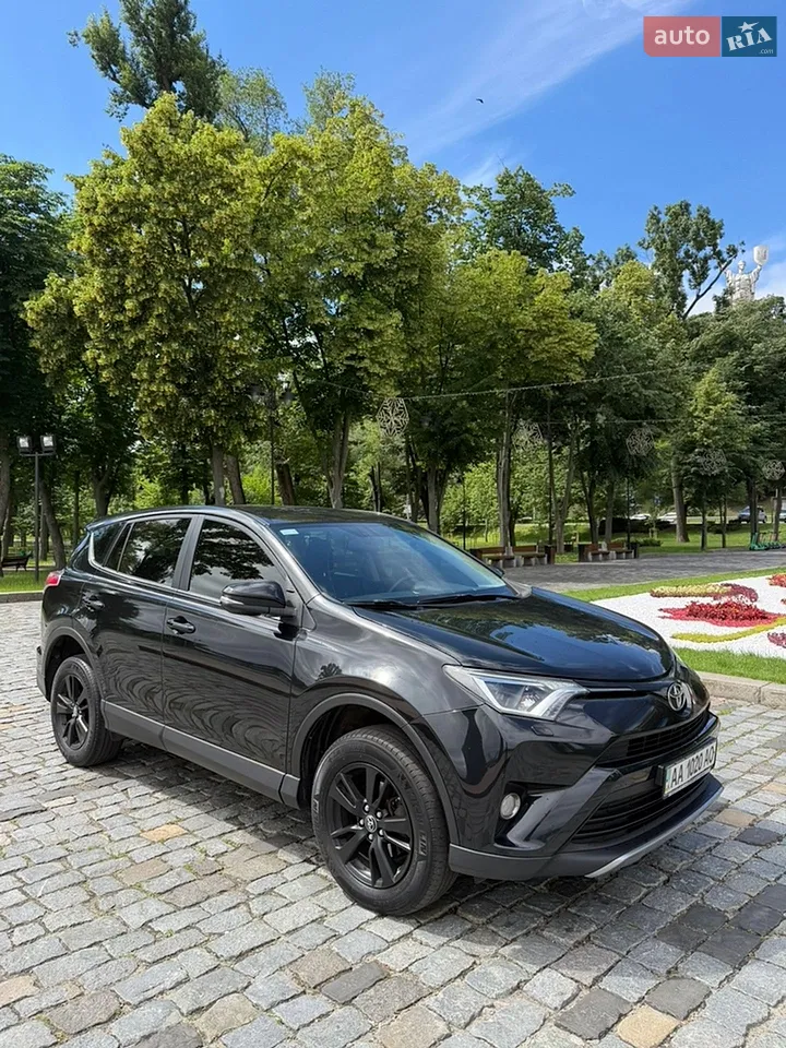 2018 Toyota RAV 4 - мініатюра 13