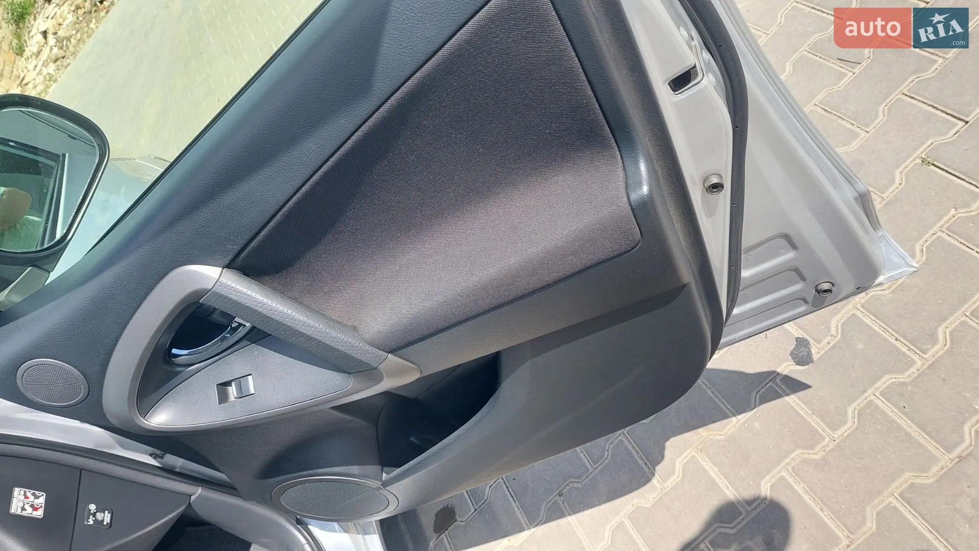 2012 Toyota RAV 4 - мініатюра 17