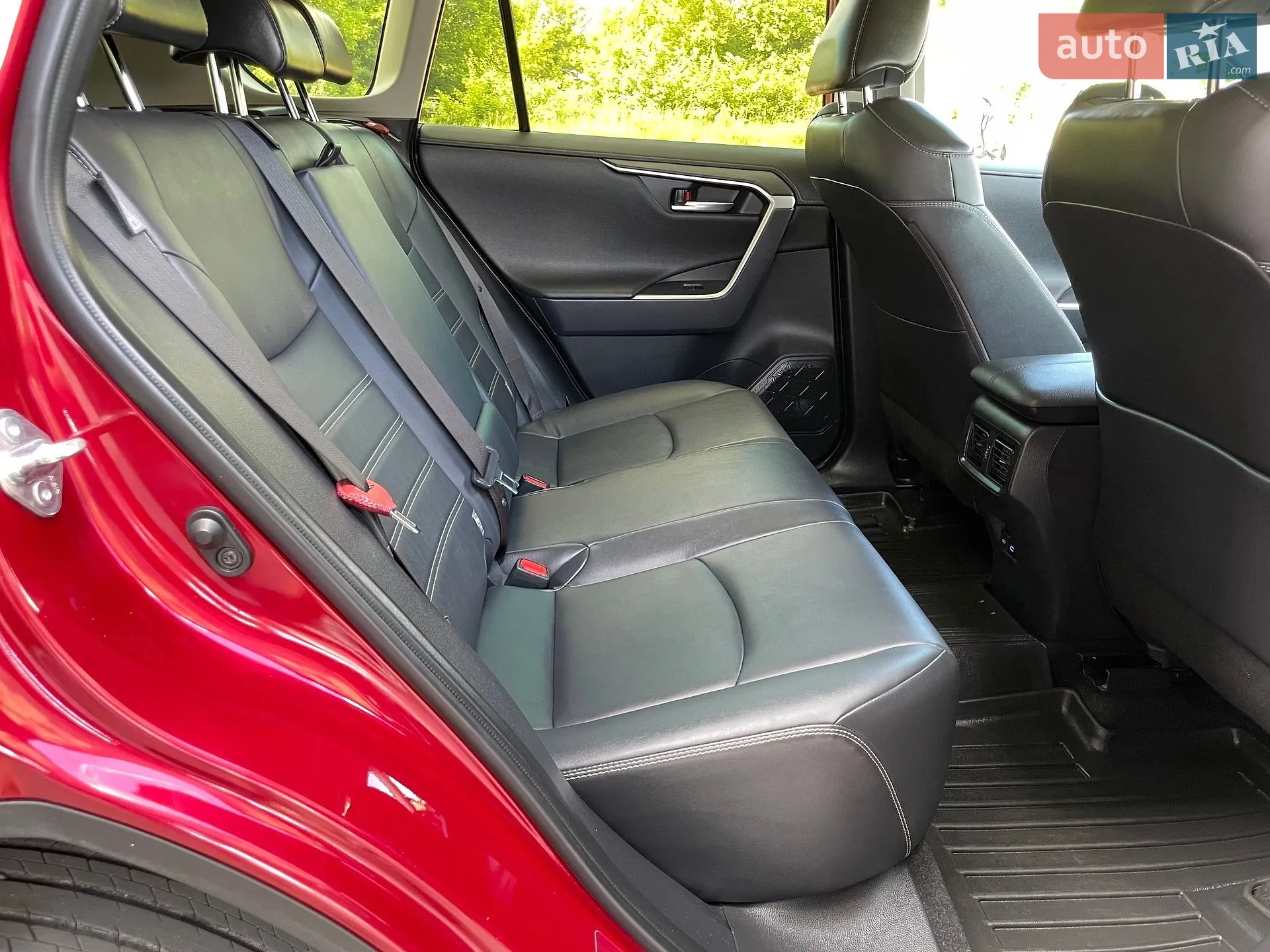 2022 Toyota RAV 4 - мініатюра 32