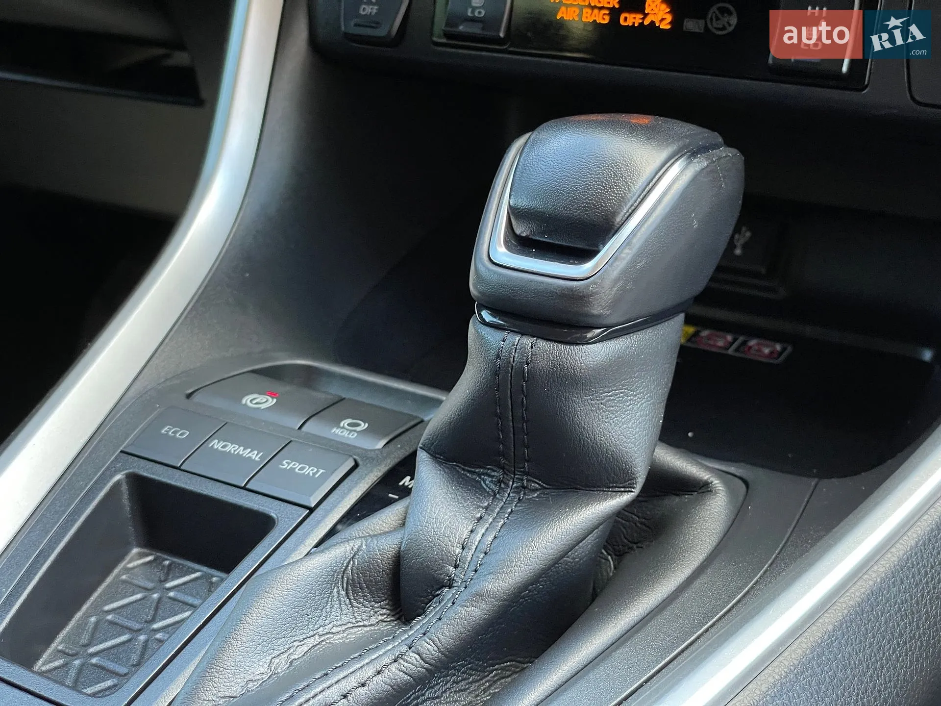 2022 Toyota RAV 4 - мініатюра 39