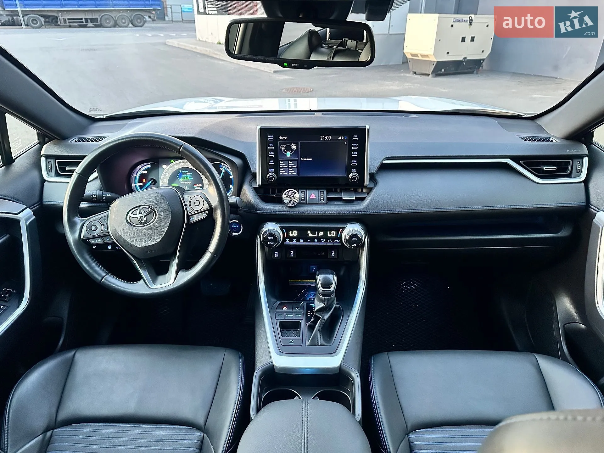 2021 Toyota RAV 4 - мініатюра 25