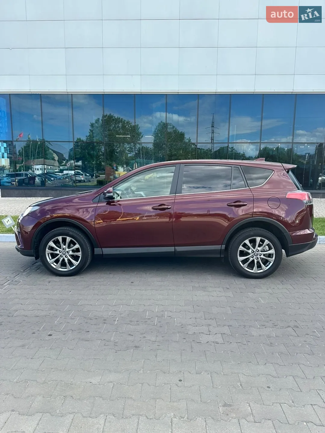 2016 Toyota RAV 4 - мініатюра 12