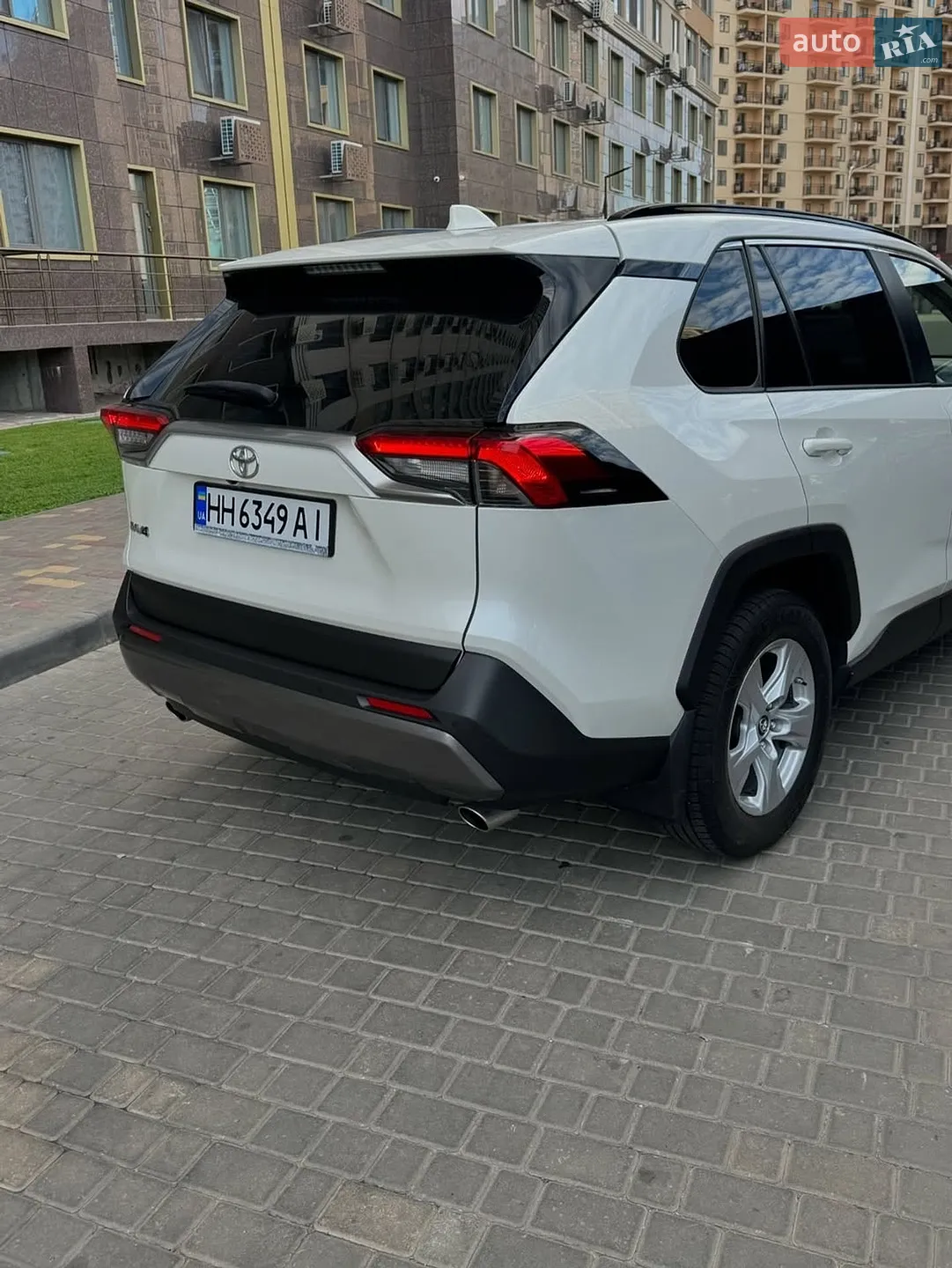 2019 Toyota RAV 4 - мініатюра 6