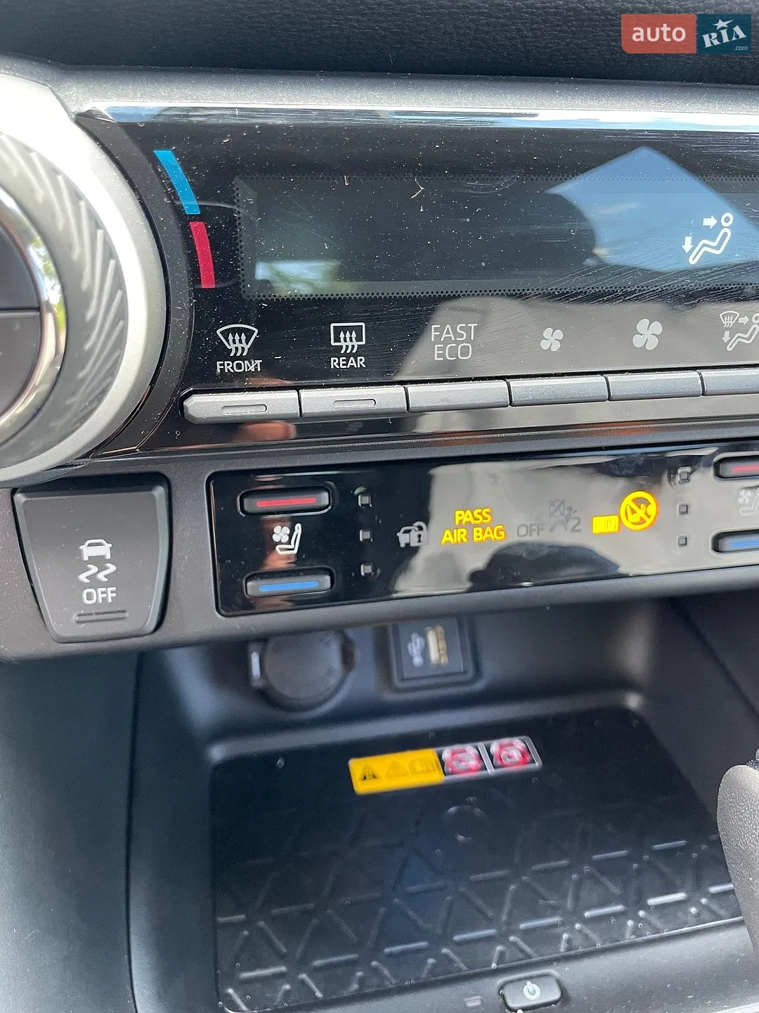 2024 Toyota RAV 4 - мініатюра 6