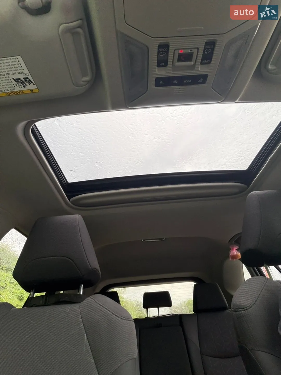 2019 Toyota RAV 4 - мініатюра 10