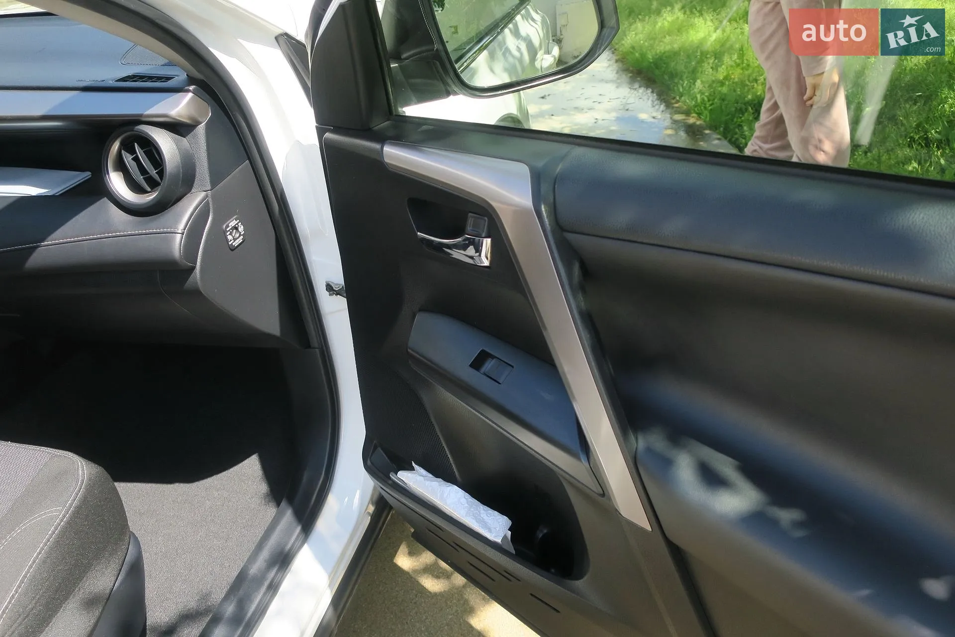 2016 Toyota RAV 4 - мініатюра 42