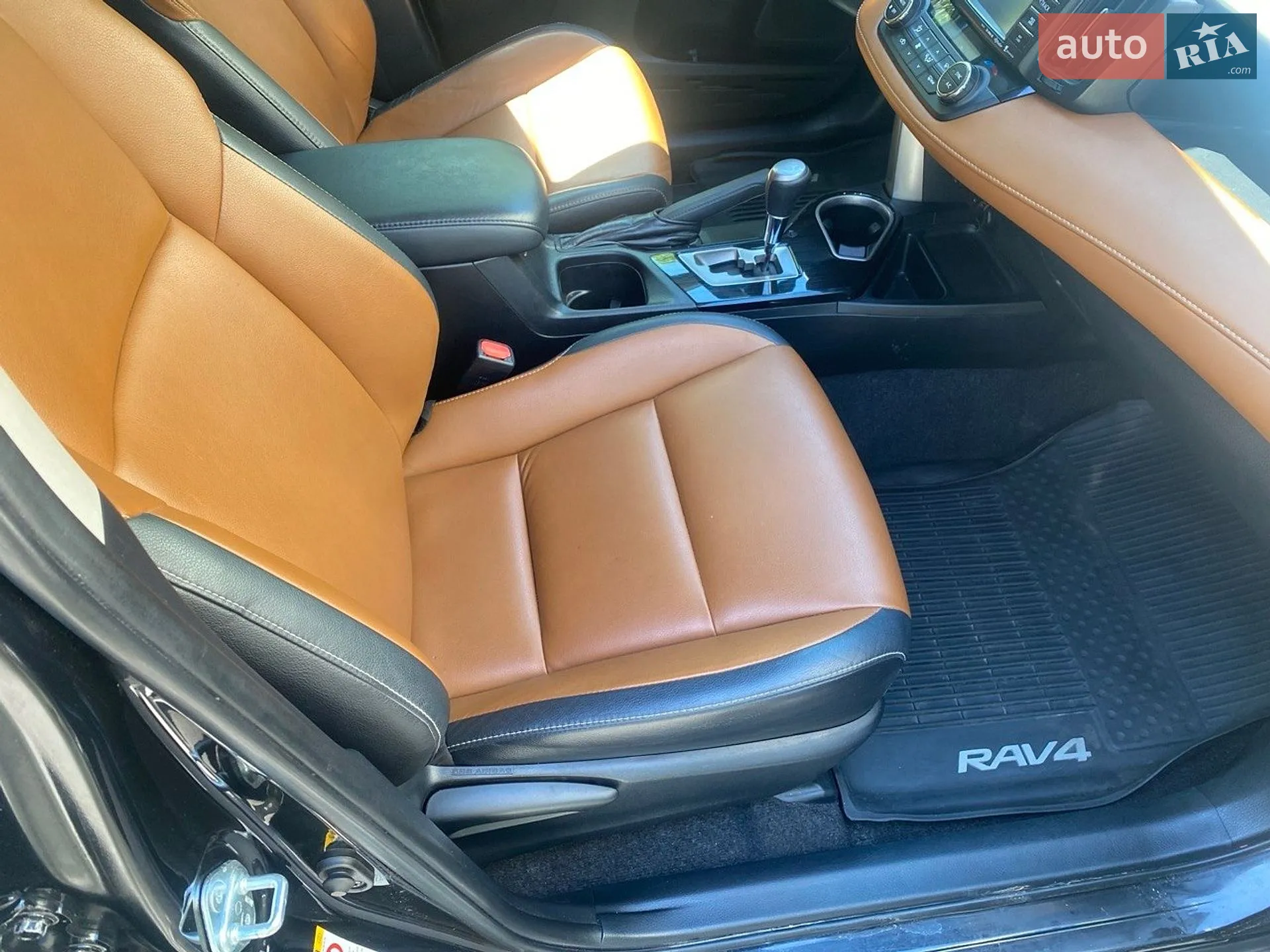 2016 Toyota RAV 4 - мініатюра 17