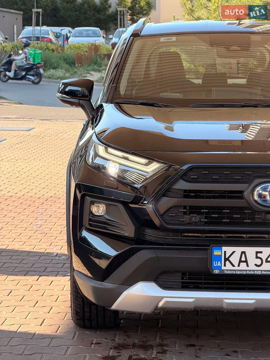 2021 Toyota RAV 4 - фото 1