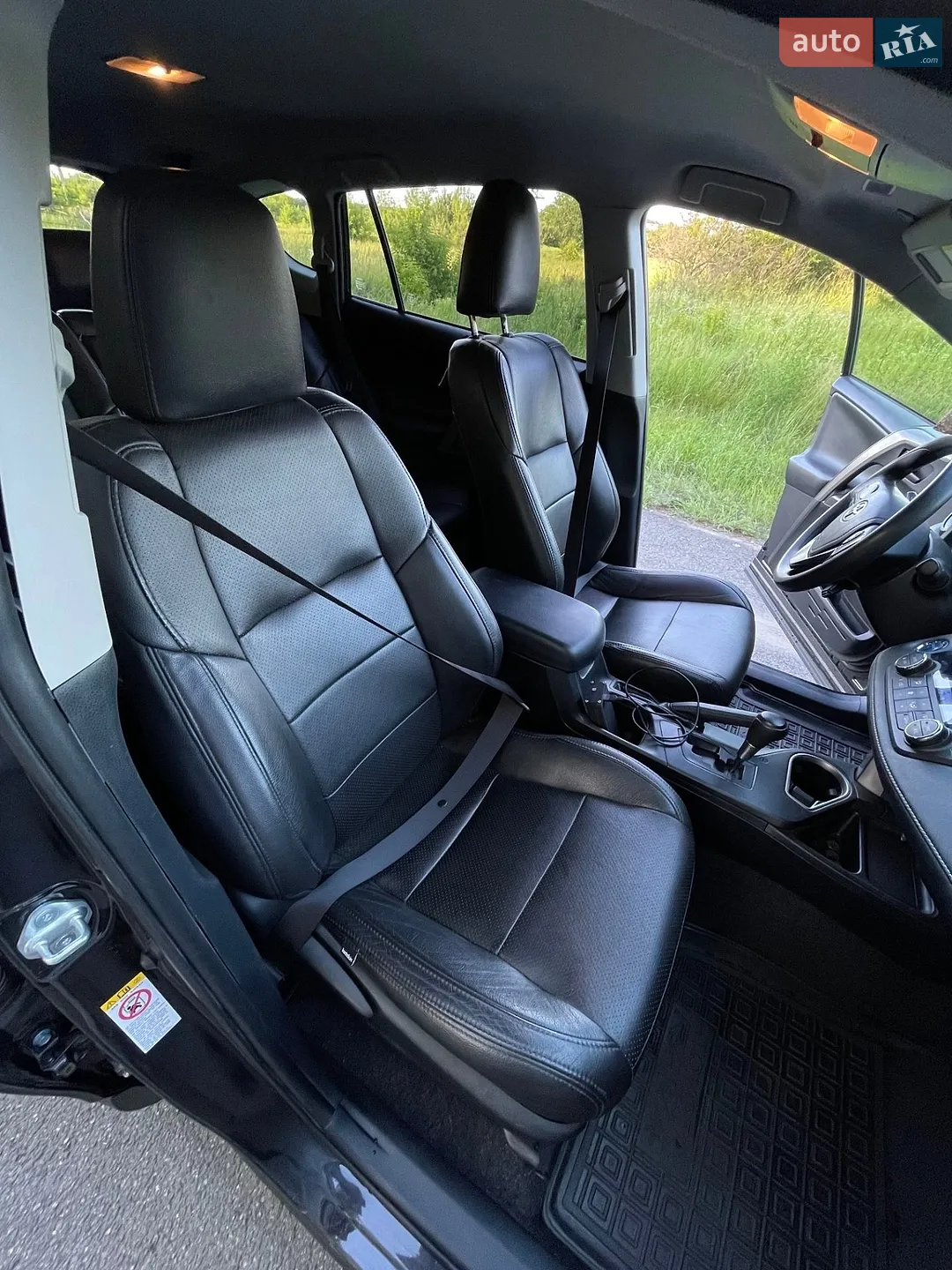 2018 Toyota RAV 4 - мініатюра 30