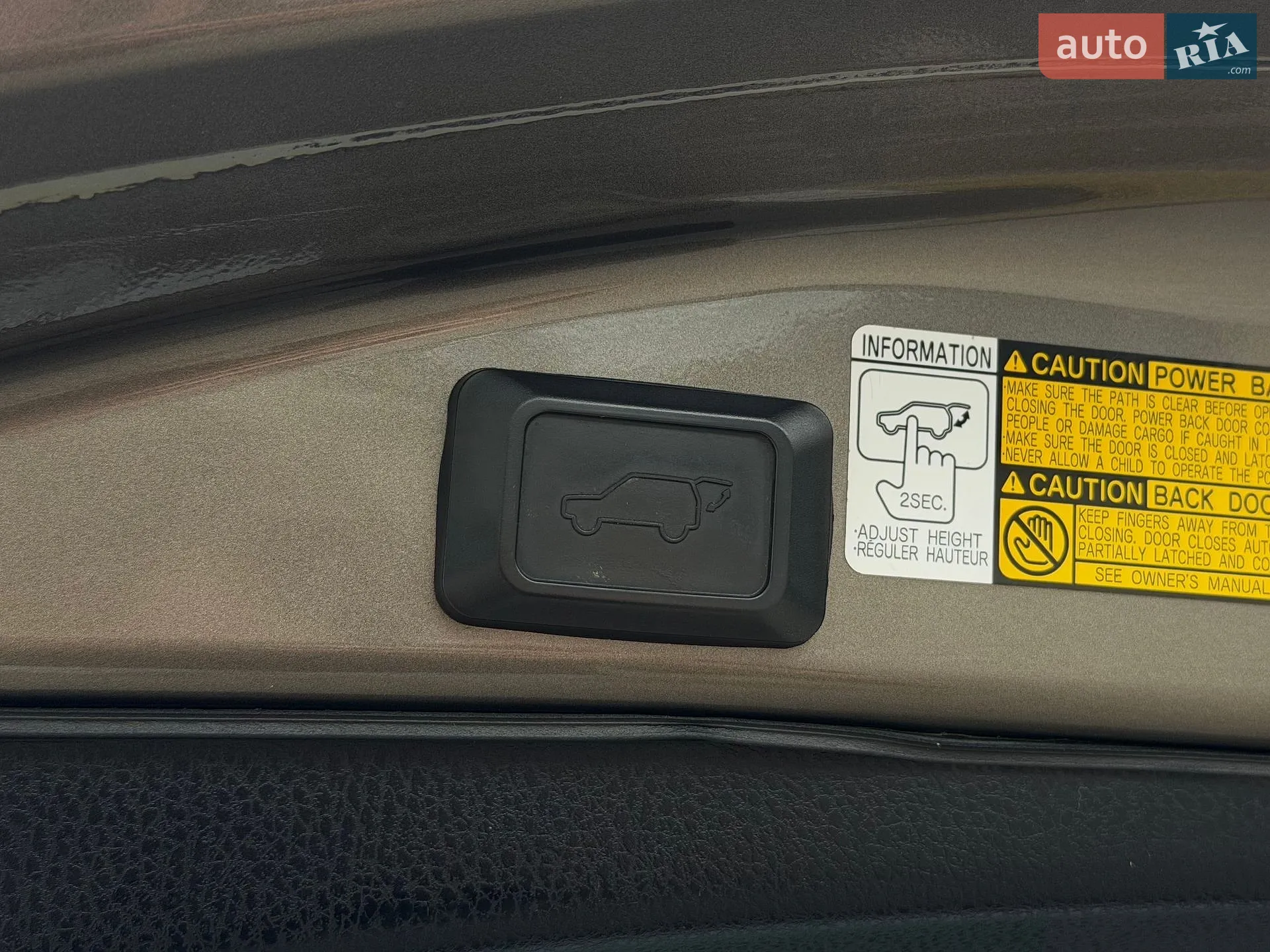 2013 Toyota RAV 4 - мініатюра 19