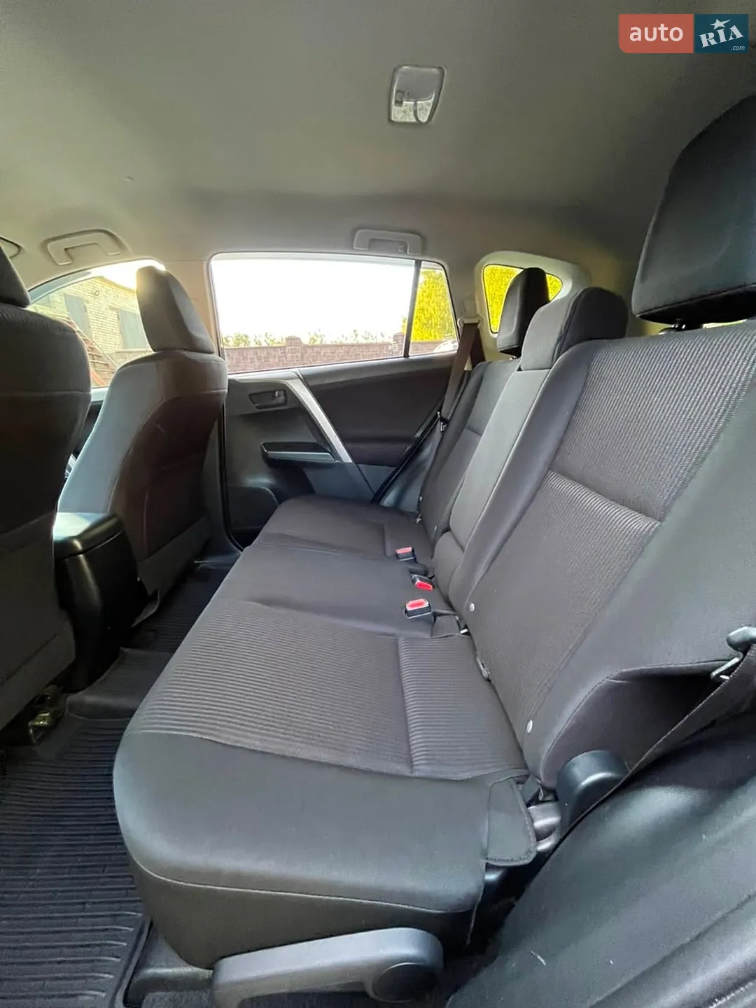 2018 Toyota RAV 4 - мініатюра 17