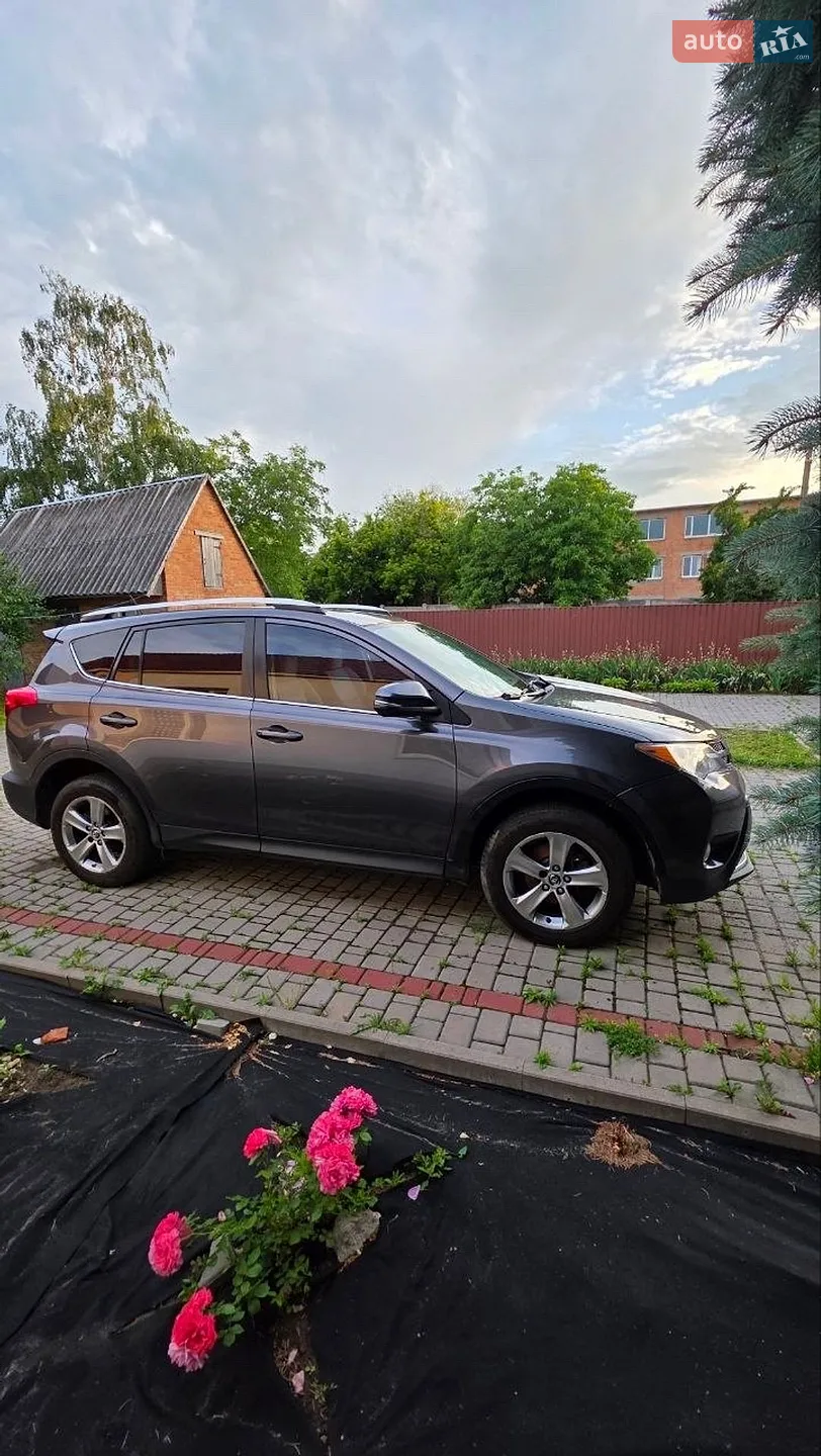 2015 Toyota RAV 4 - мініатюра 9