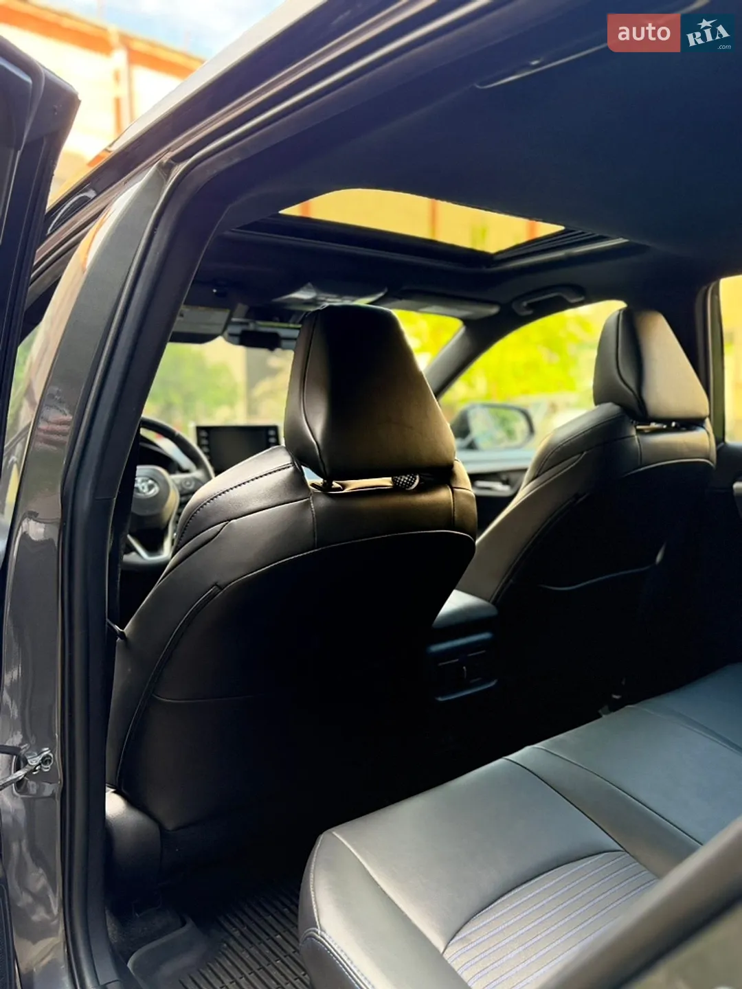 2021 Toyota RAV 4 - мініатюра 15