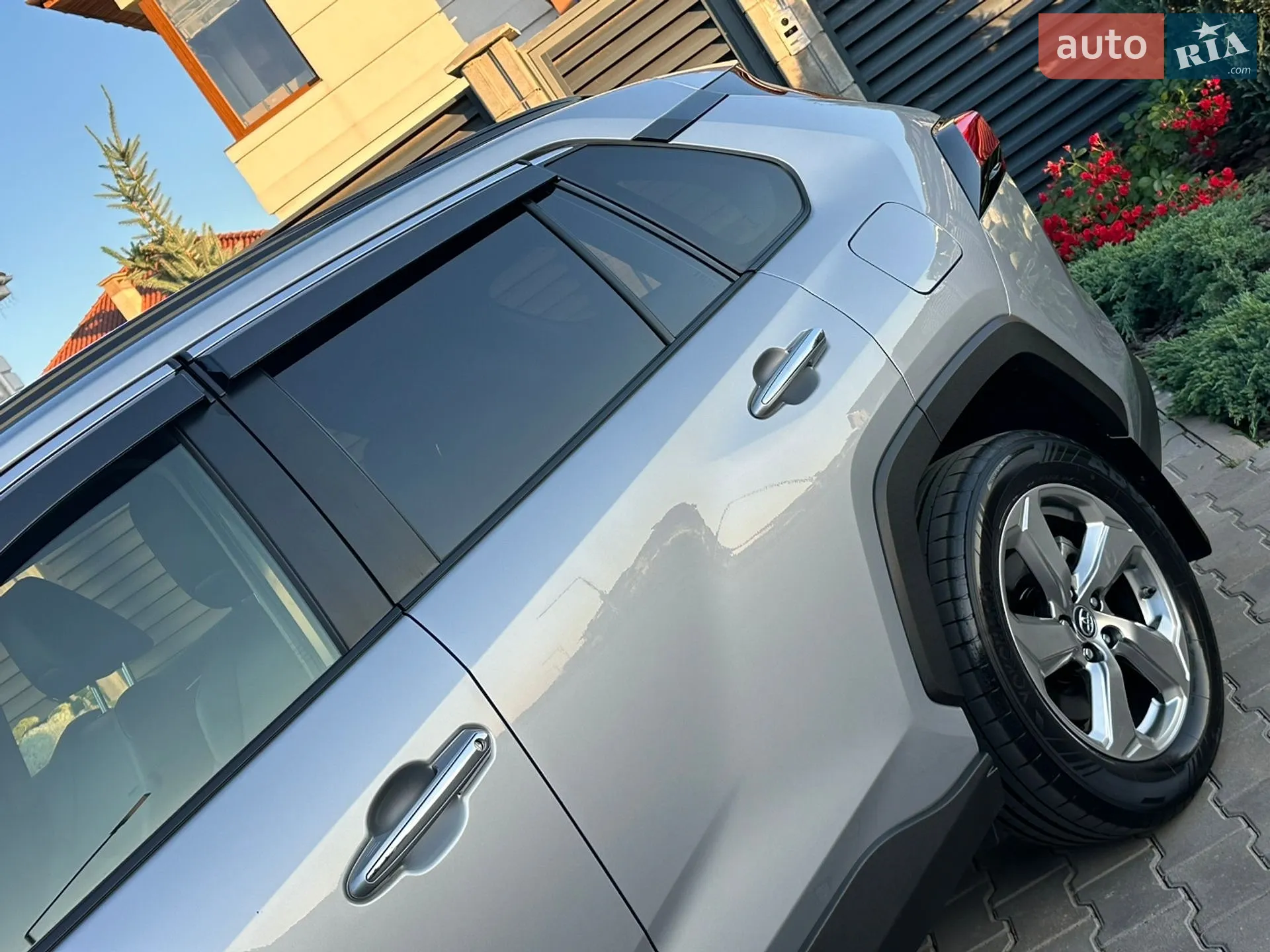 2019 Toyota RAV 4 - мініатюра 20