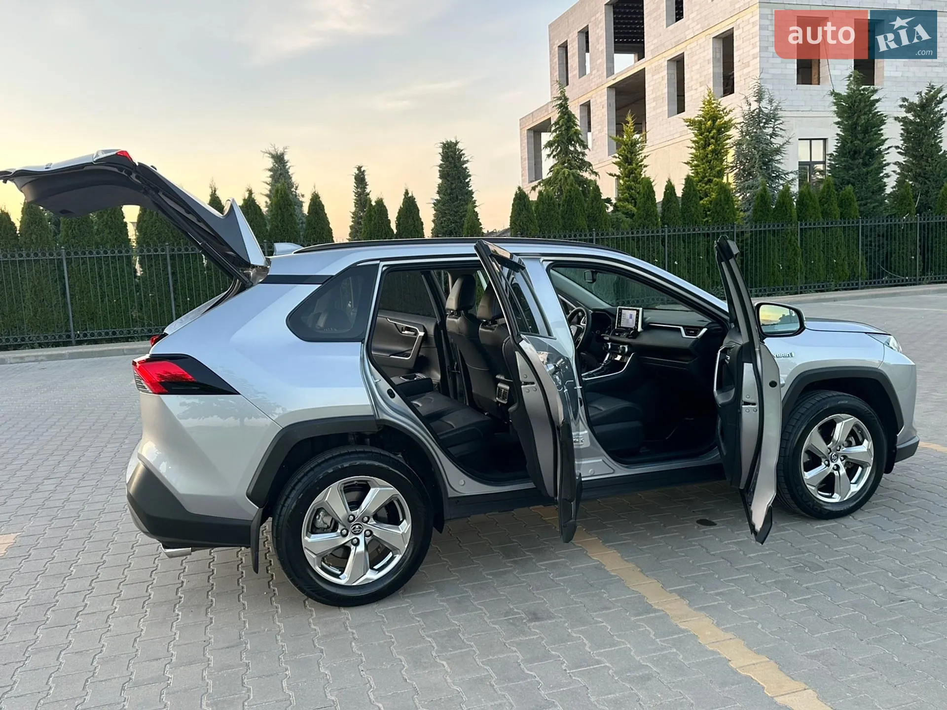 2019 Toyota RAV 4 - мініатюра 43
