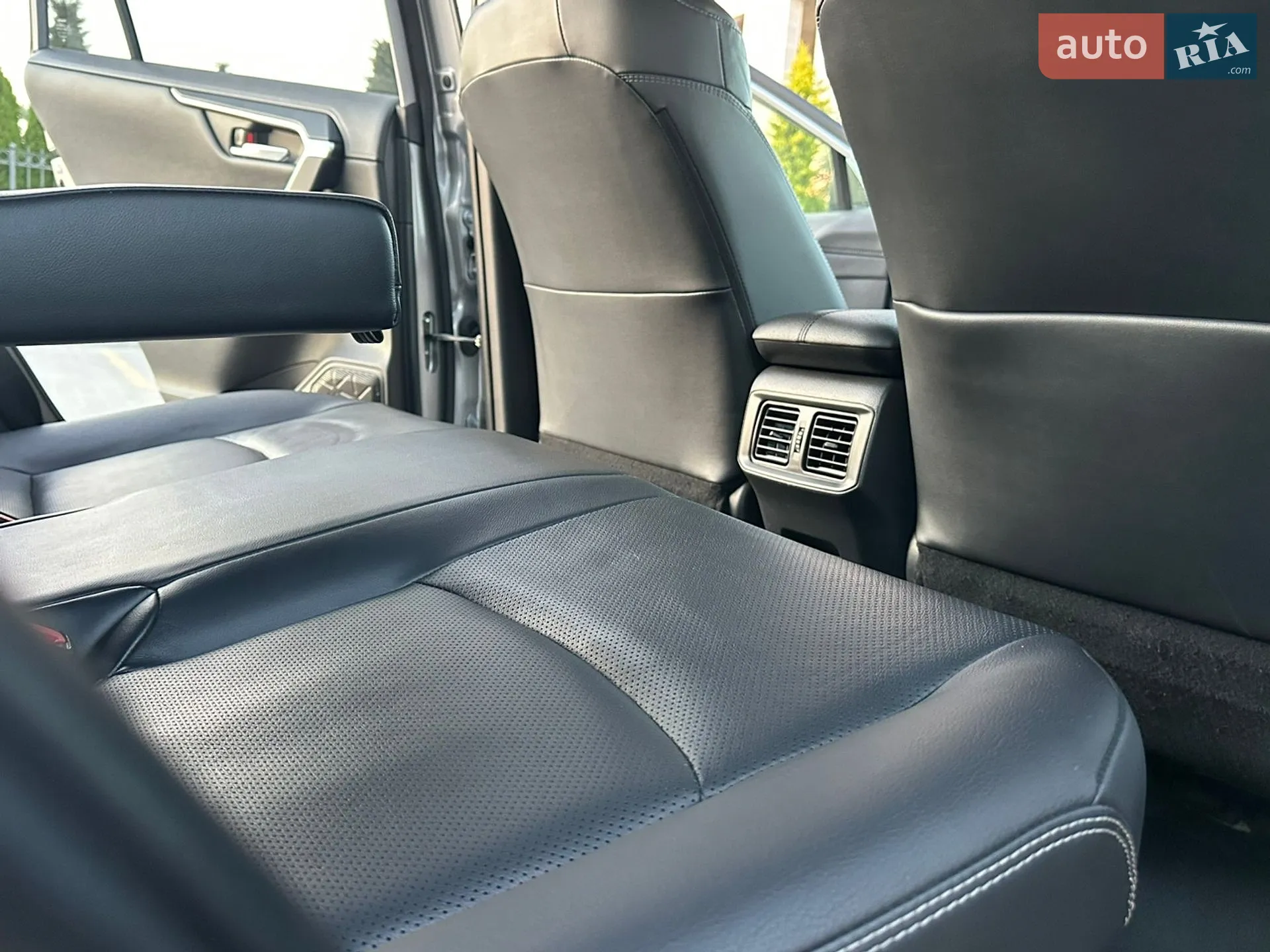 2019 Toyota RAV 4 - мініатюра 57
