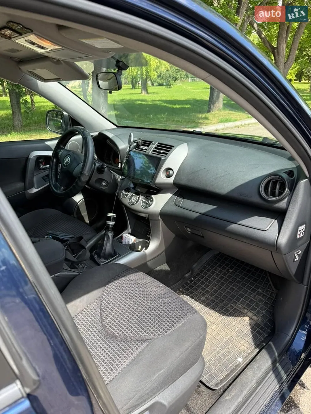 2011 Skoda Fabia - мініатюра 9