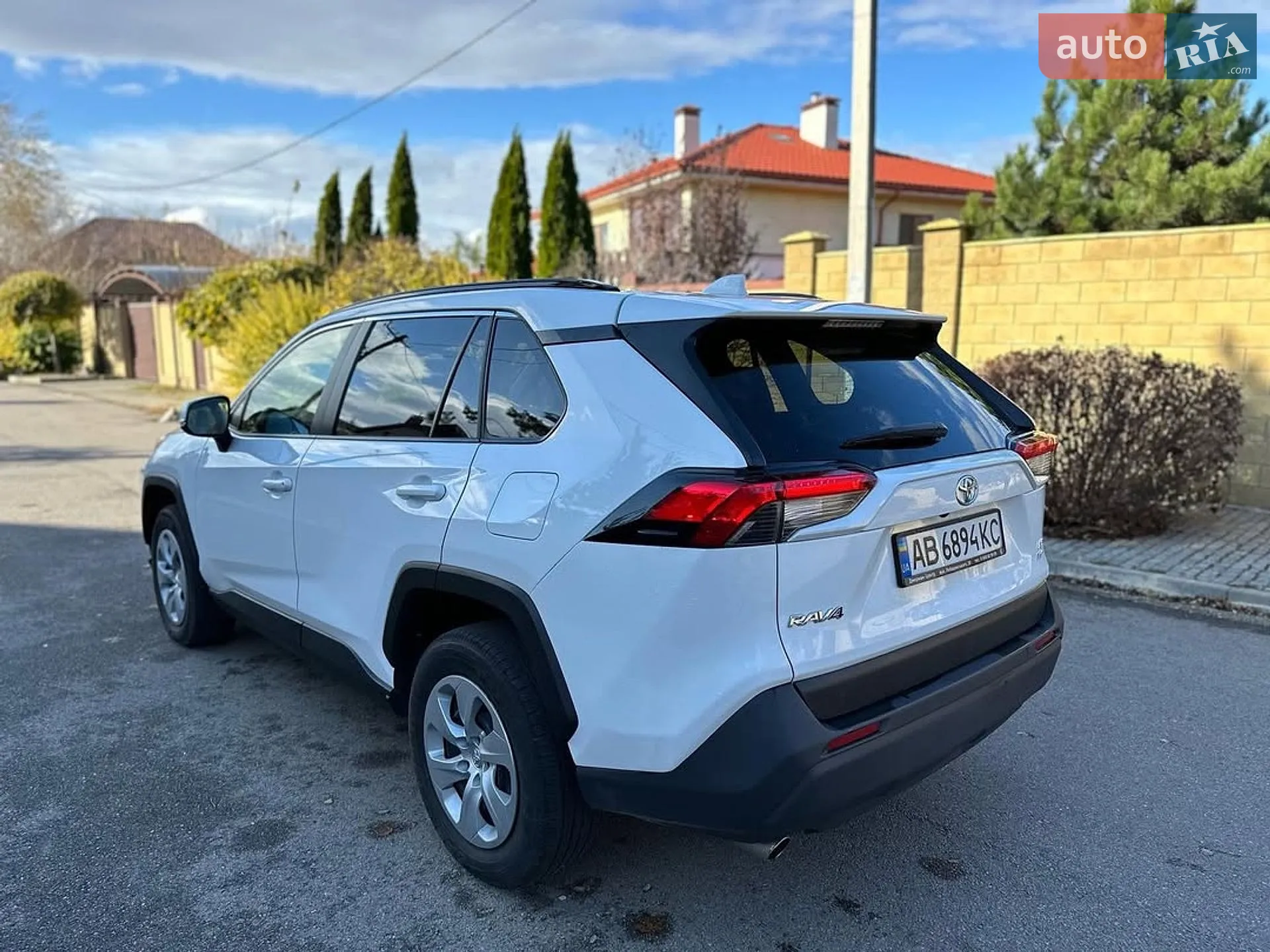 2019 Toyota RAV 4 - мініатюра 3