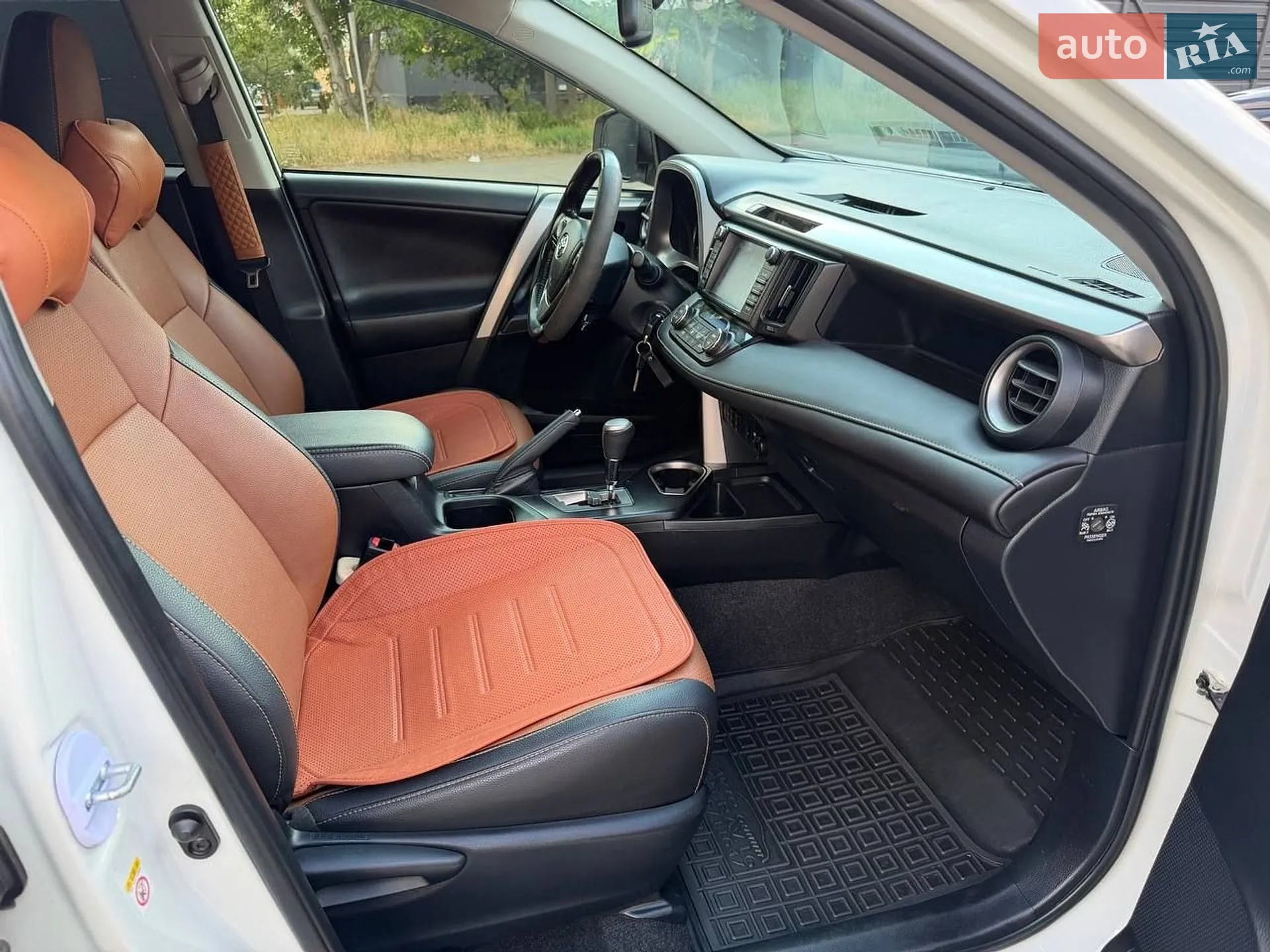 2017 Toyota RAV 4 - мініатюра 22
