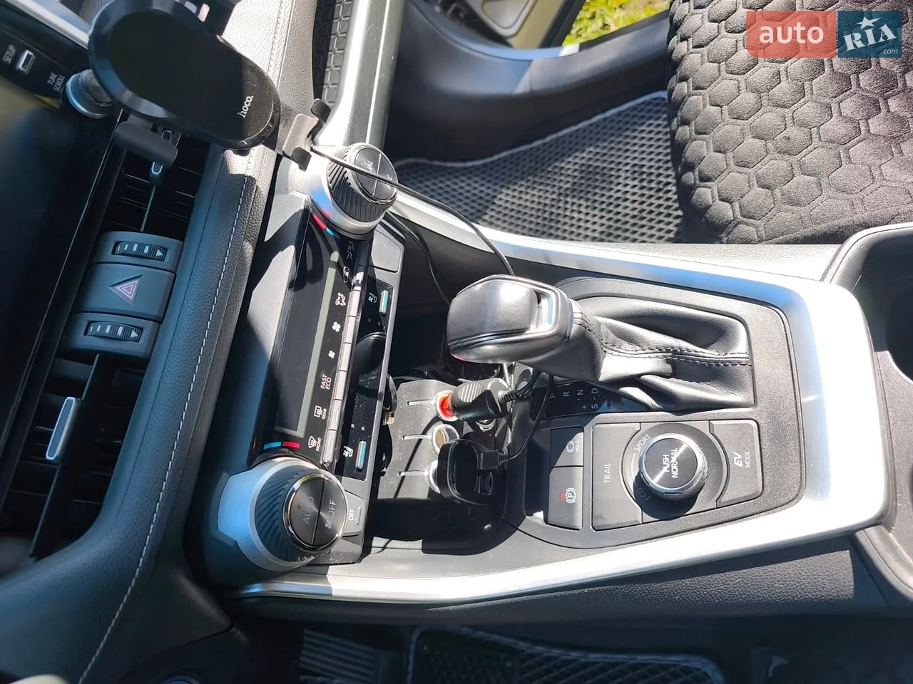 2021 Toyota RAV 4 - мініатюра 22