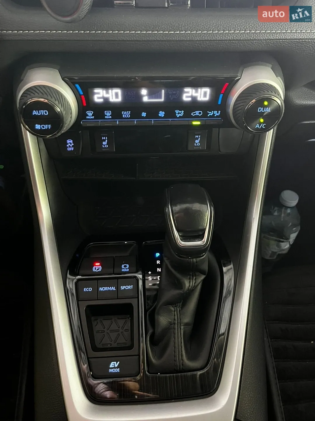 2019 Toyota RAV 4 - мініатюра 28