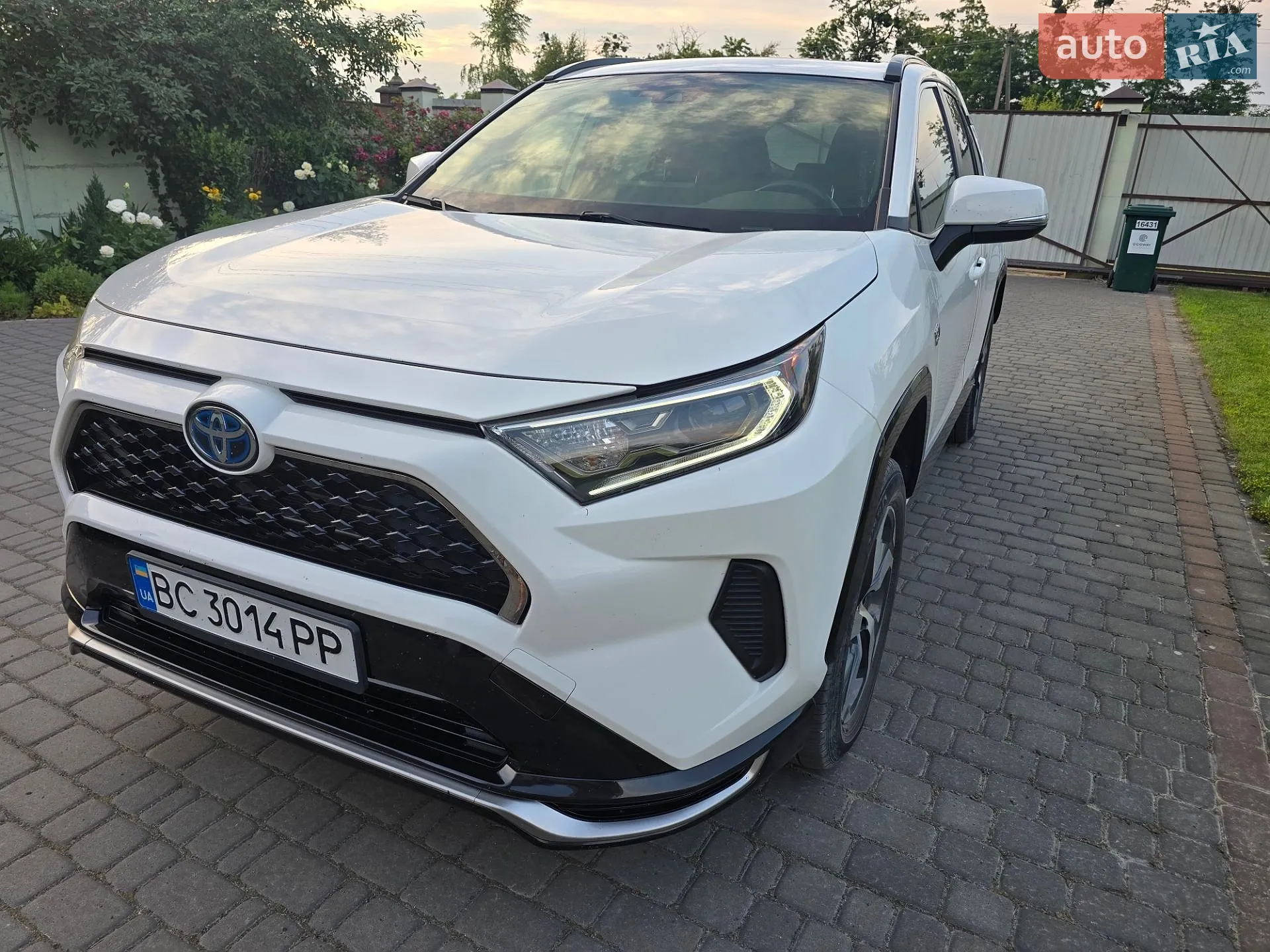2021 Toyota RAV 4 - мініатюра 13