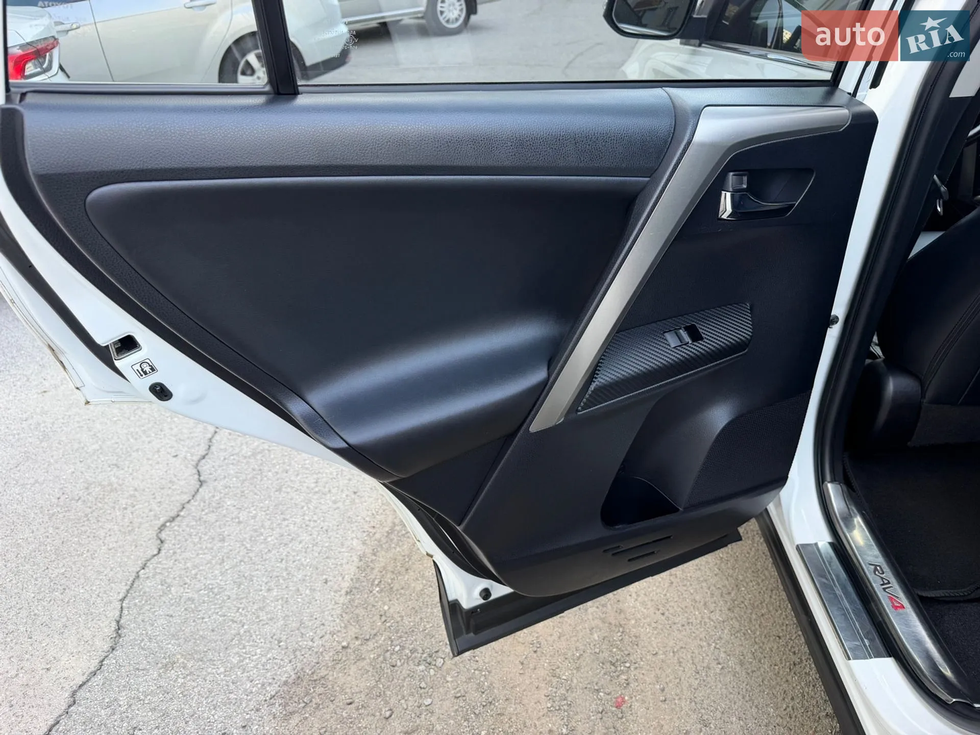 2014 Toyota RAV 4 - мініатюра 30