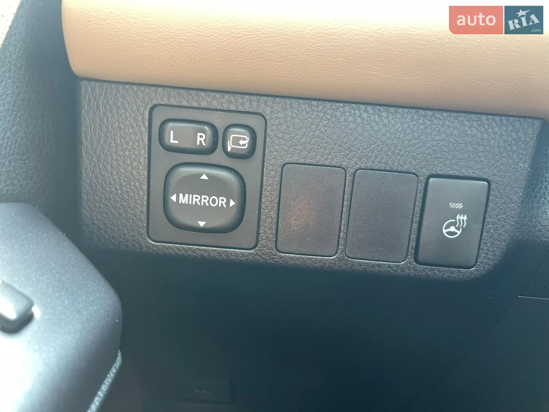 2016 Toyota RAV 4 - мініатюра 17
