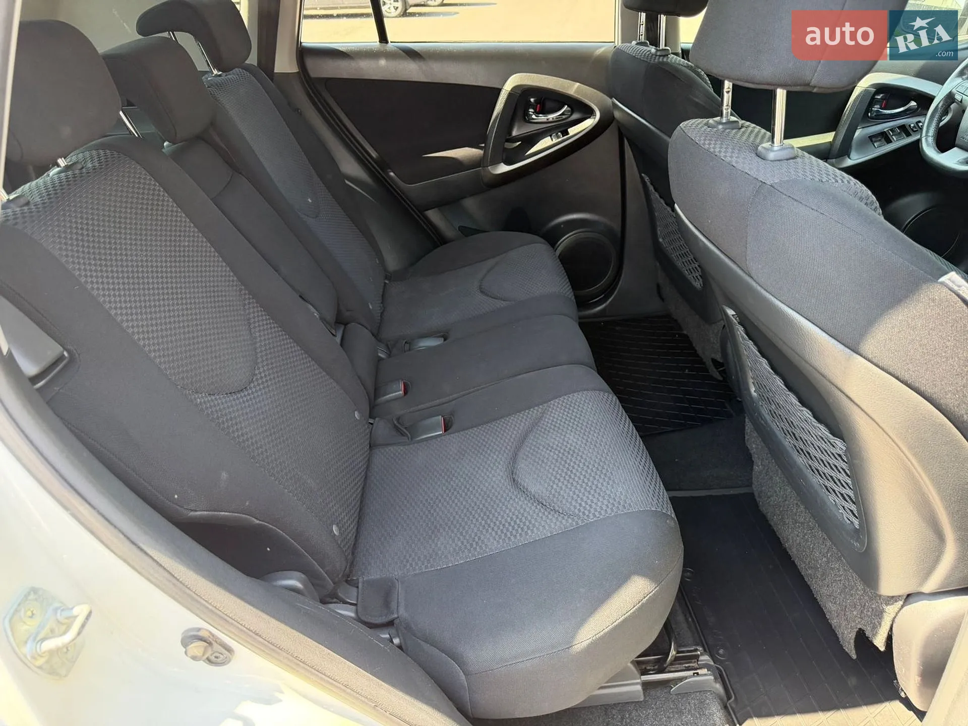 2010 Toyota RAV 4 - мініатюра 52