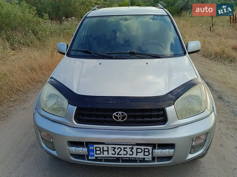 Toyota RAV4 2001