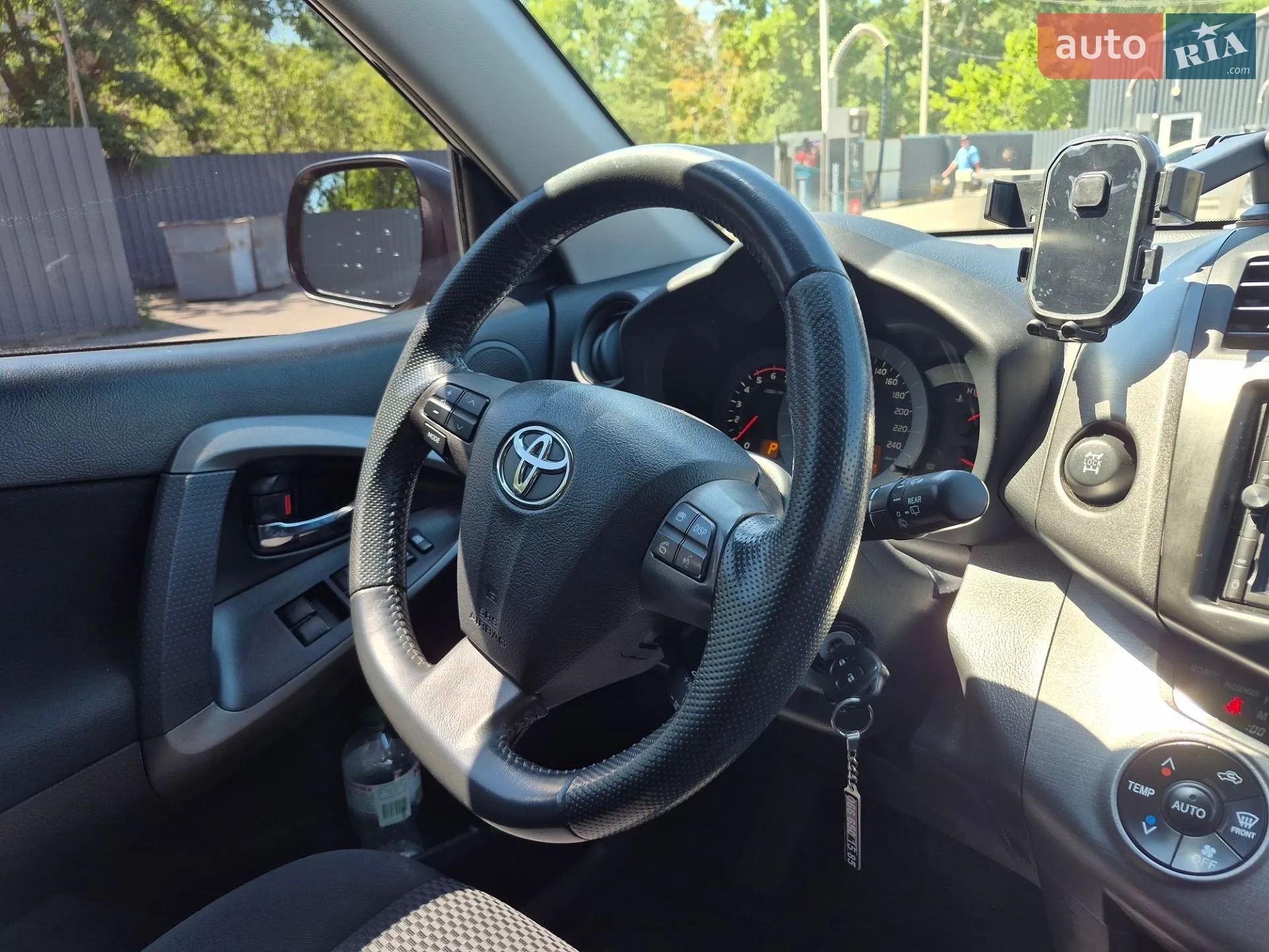 2011 Toyota RAV 4 - мініатюра 16