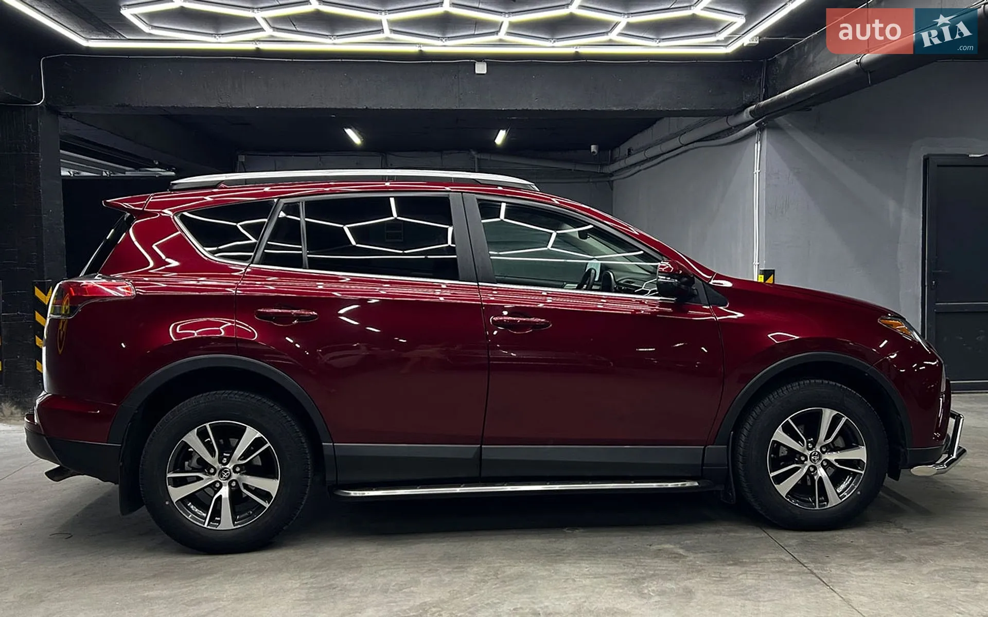 2018 Toyota RAV 4 - мініатюра 10