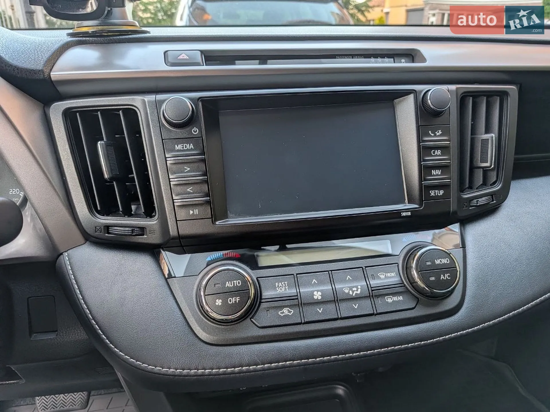 2017 Toyota RAV 4 - мініатюра 8