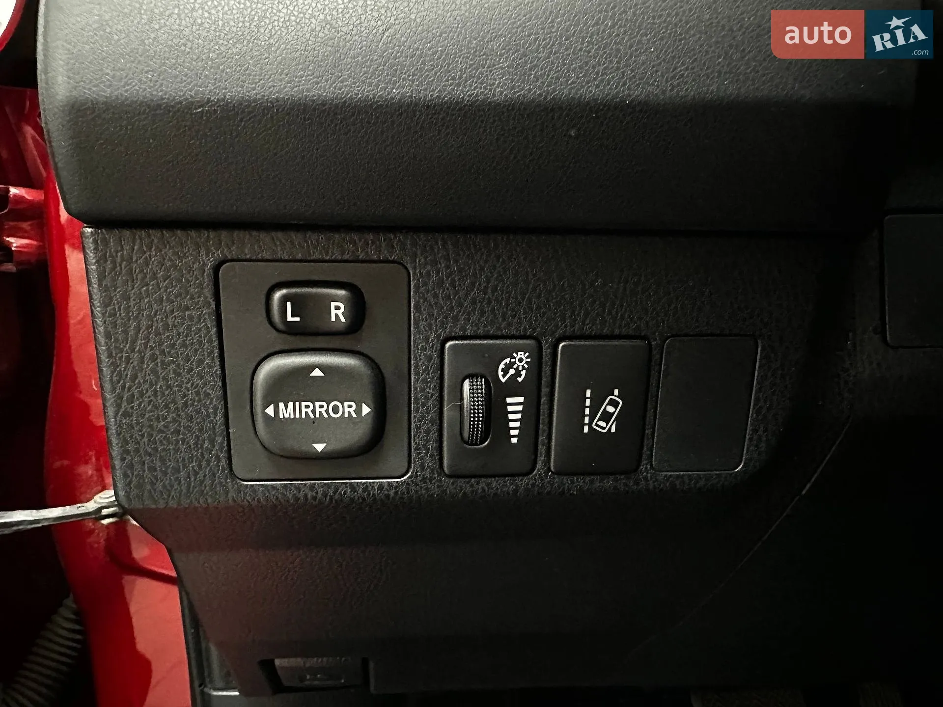 2016 Toyota RAV 4 - мініатюра 18