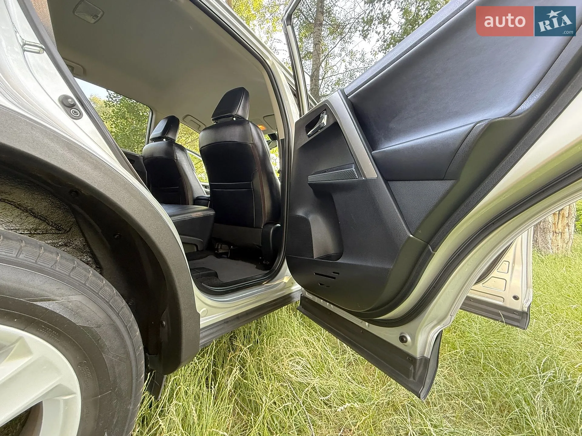 2013 Toyota RAV 4 - мініатюра 31