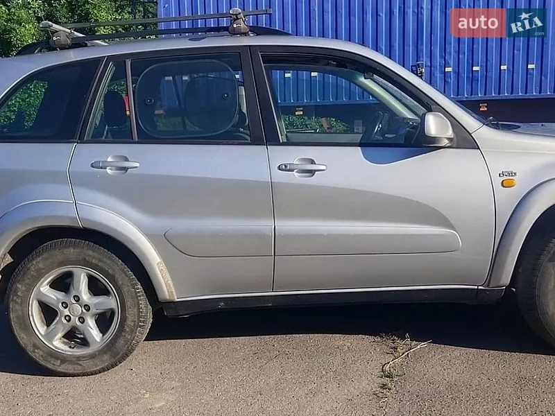 Toyota RAV4 2001