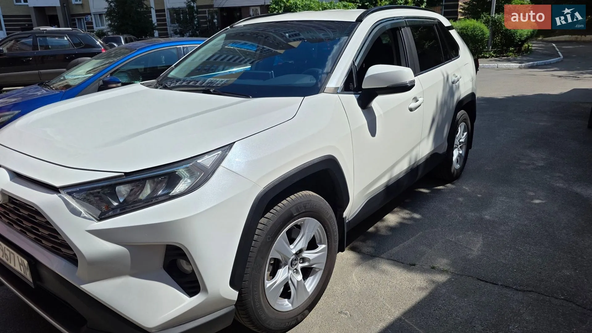 2019 Toyota RAV 4 - фото 1