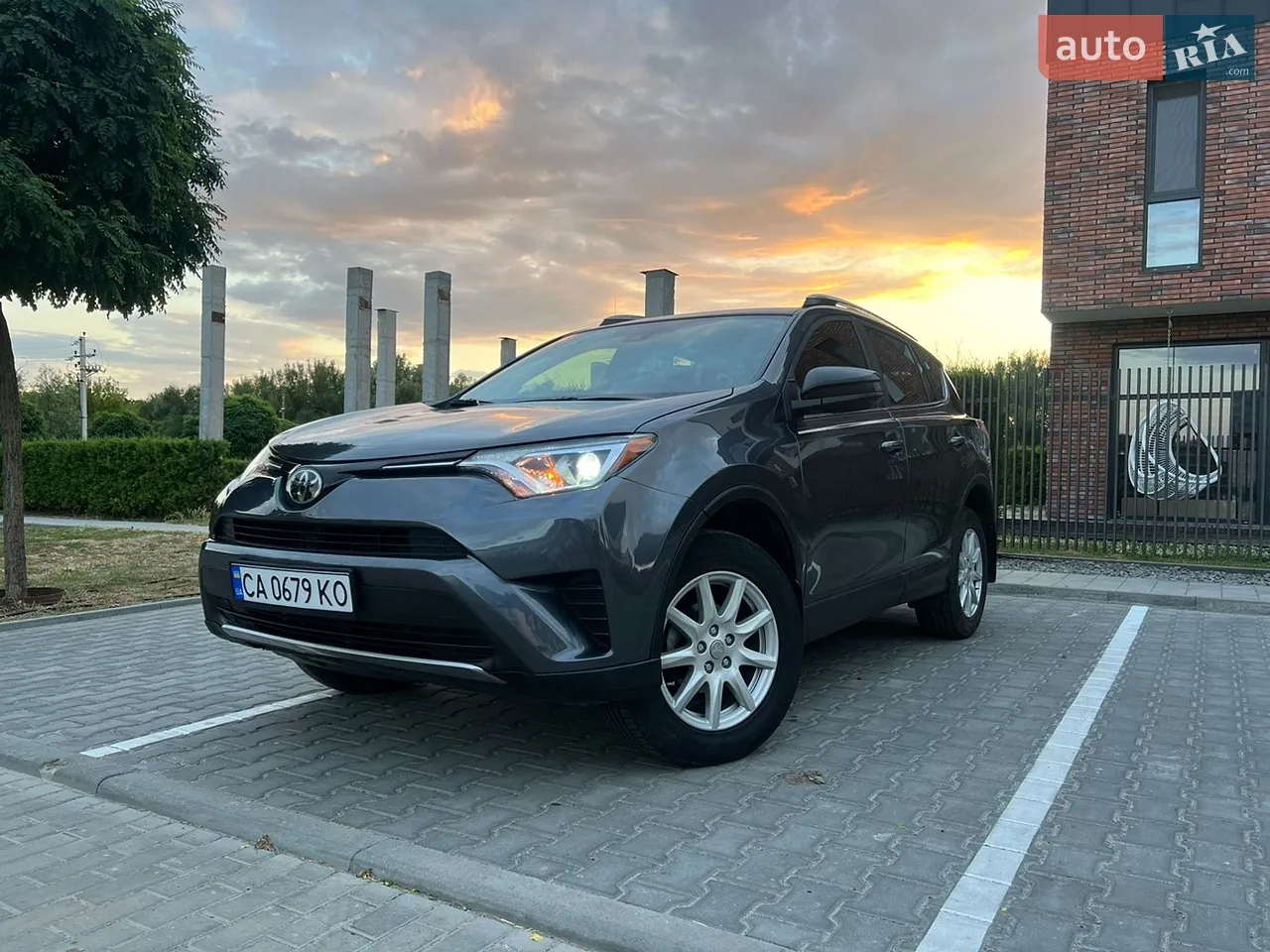 2019 Toyota RAV 4 - мініатюра 27