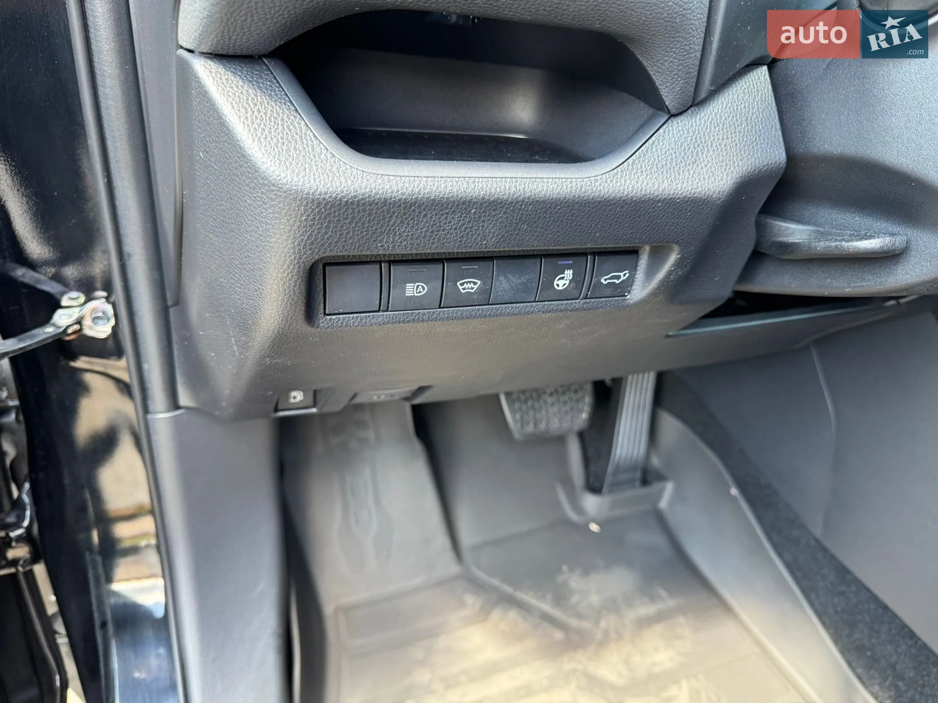 2020 Toyota RAV 4 - мініатюра 11