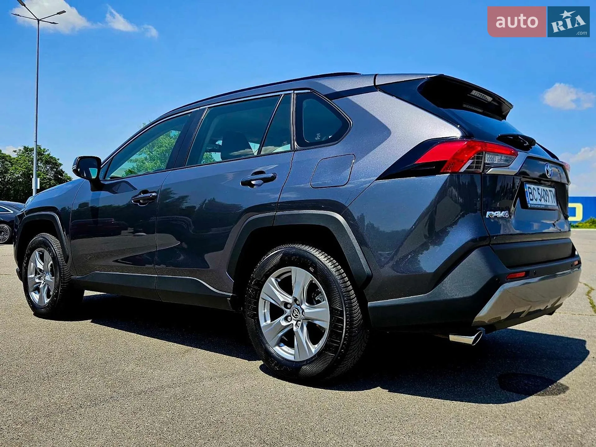 2024 Toyota RAV 4 - мініатюра 8