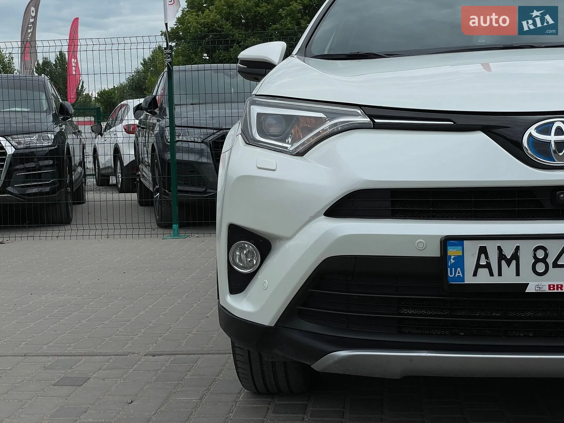 2016 Toyota RAV 4 - мініатюра 9