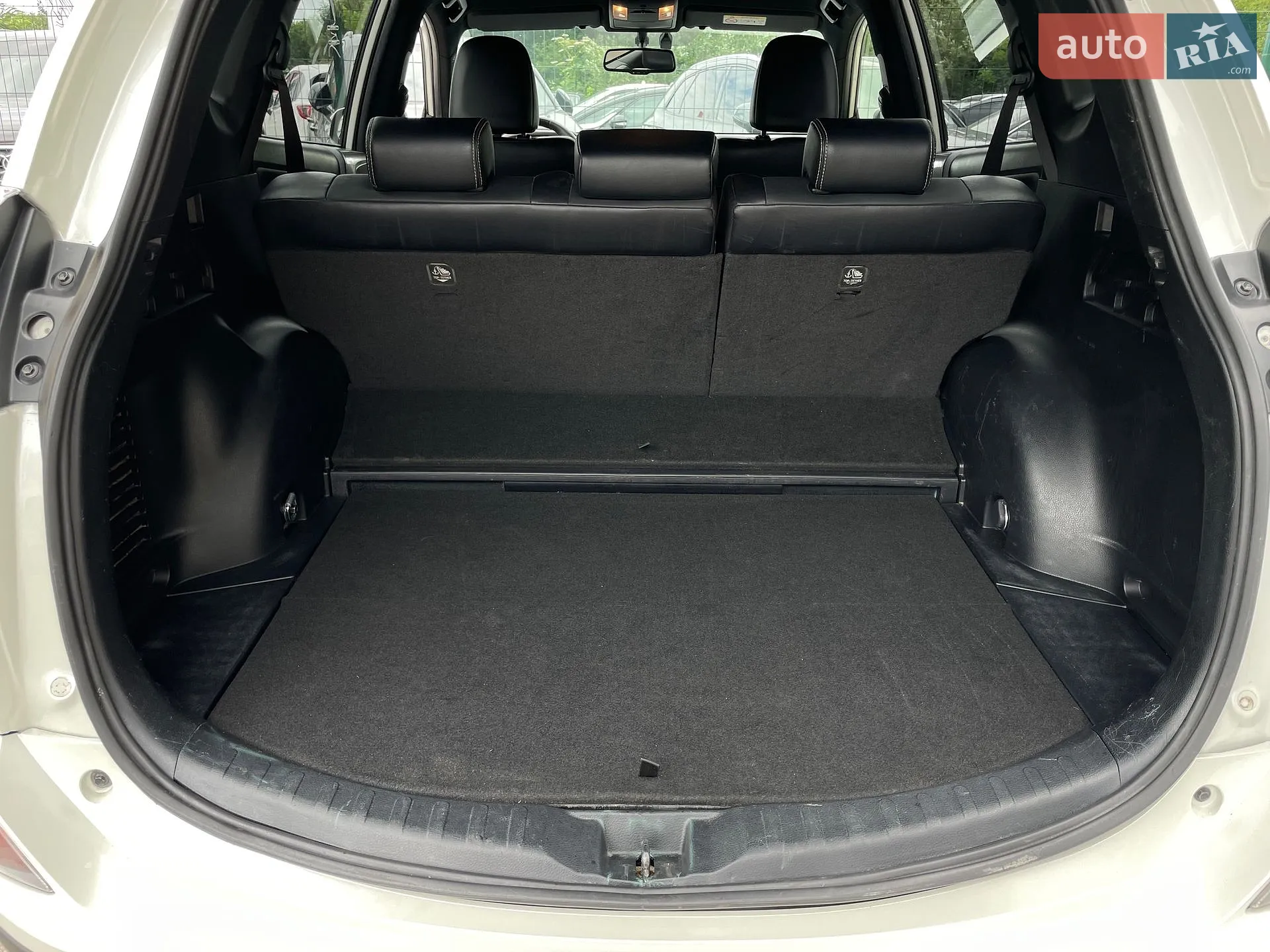 2016 Toyota RAV 4 - мініатюра 29