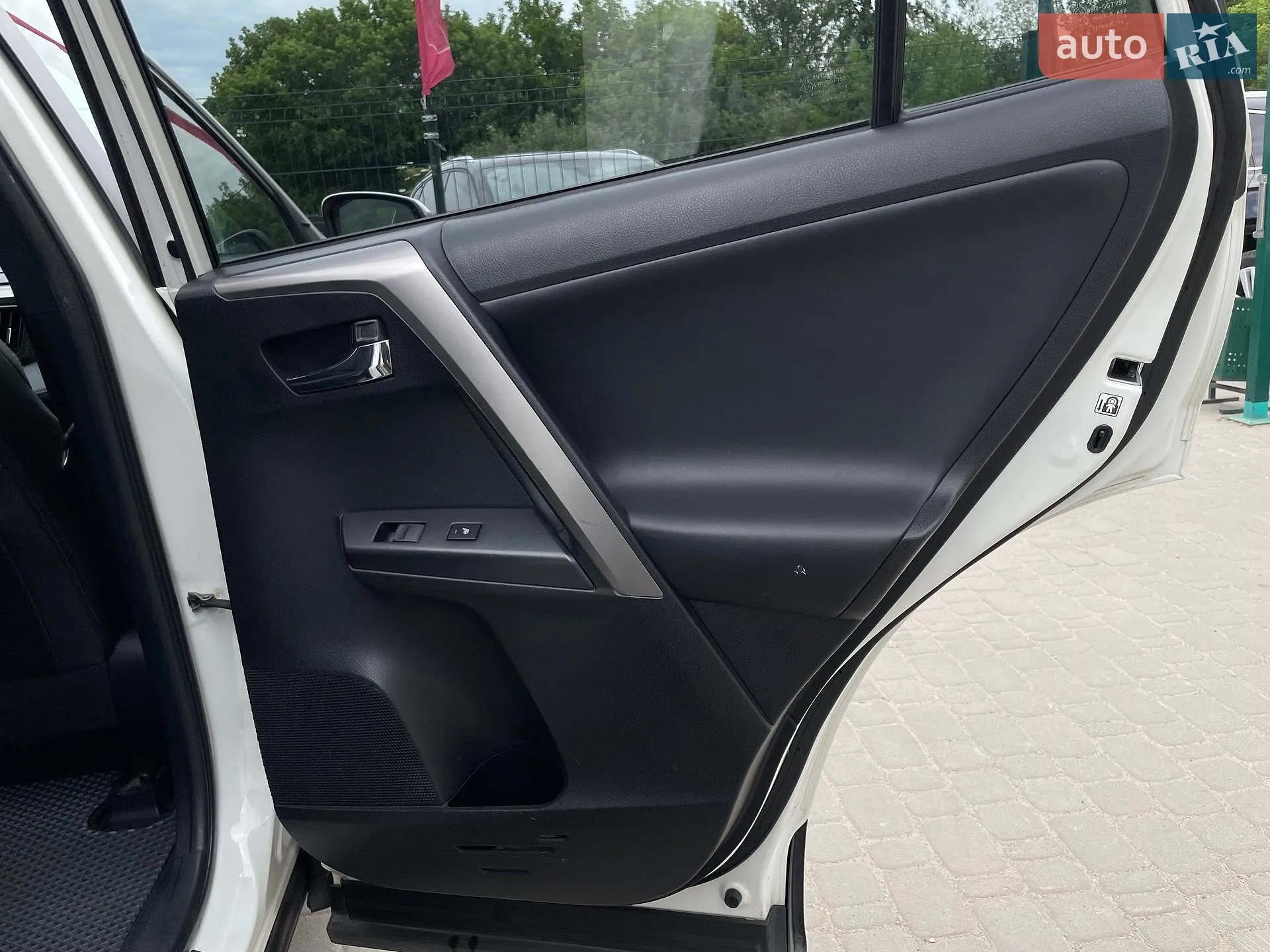 2016 Toyota RAV 4 - мініатюра 32