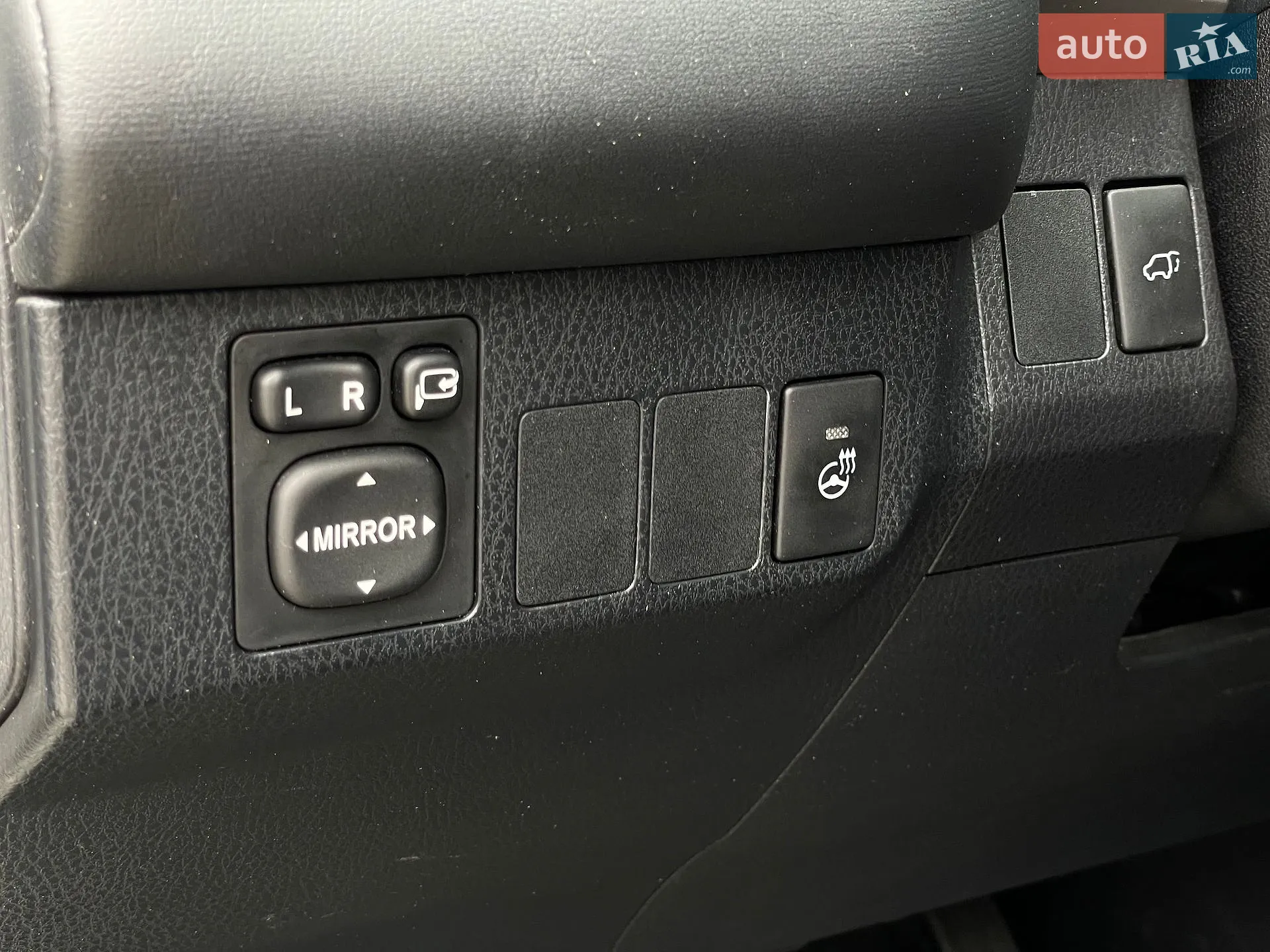 2016 Toyota RAV 4 - мініатюра 43