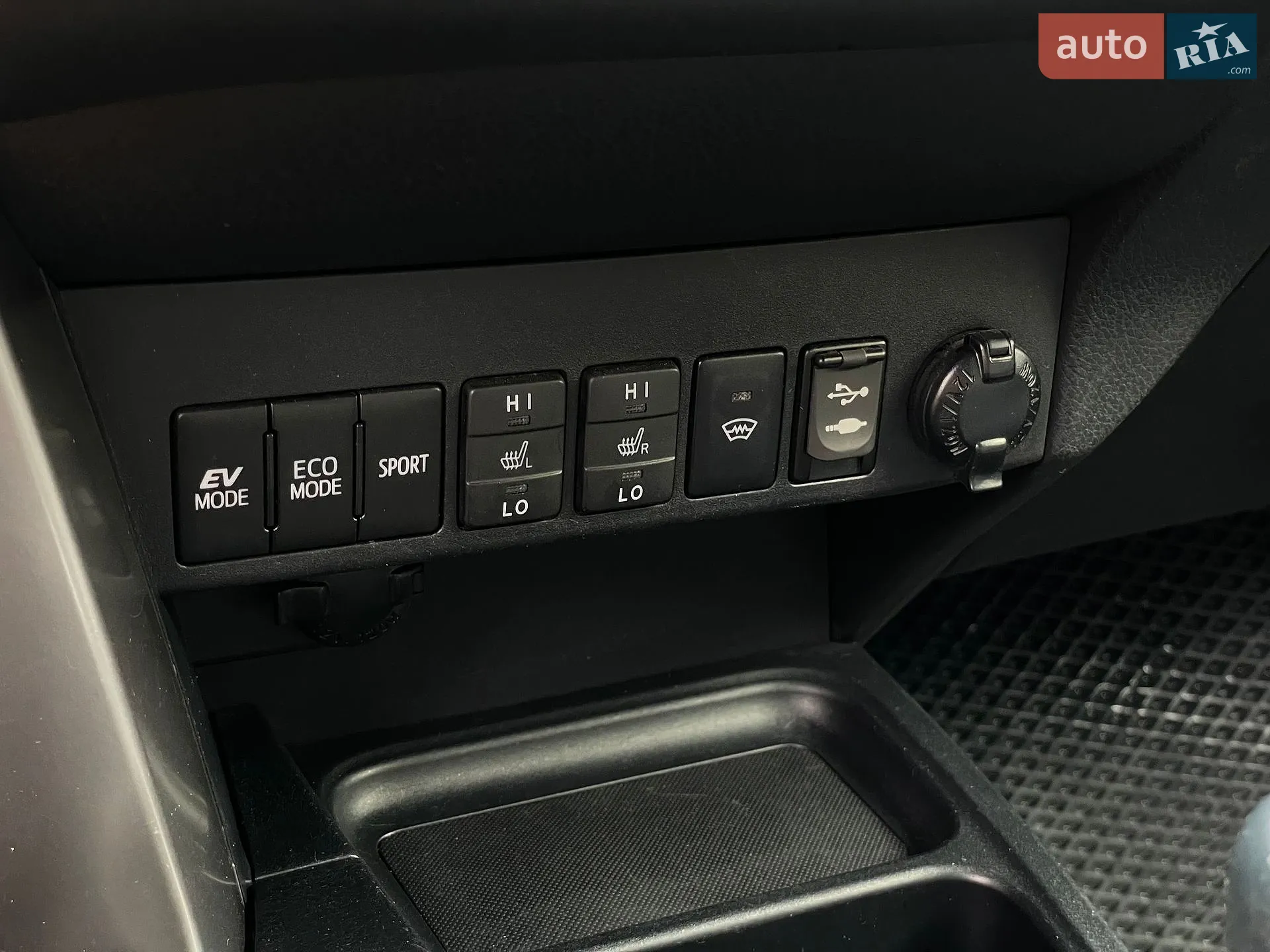 2016 Toyota RAV 4 - мініатюра 51