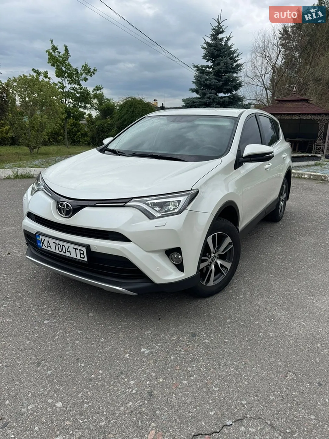 2016 Toyota RAV 4 - фото 1