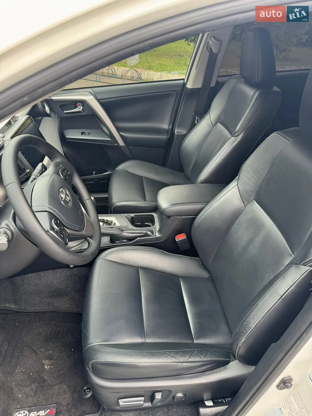 2016 Toyota RAV 4 - мініатюра 11