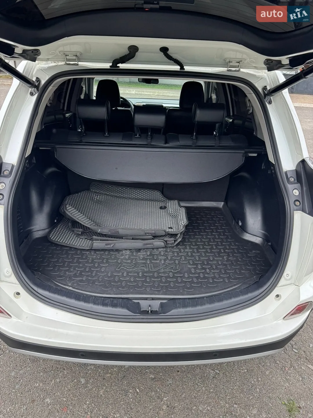 2016 Toyota RAV 4 - мініатюра 19