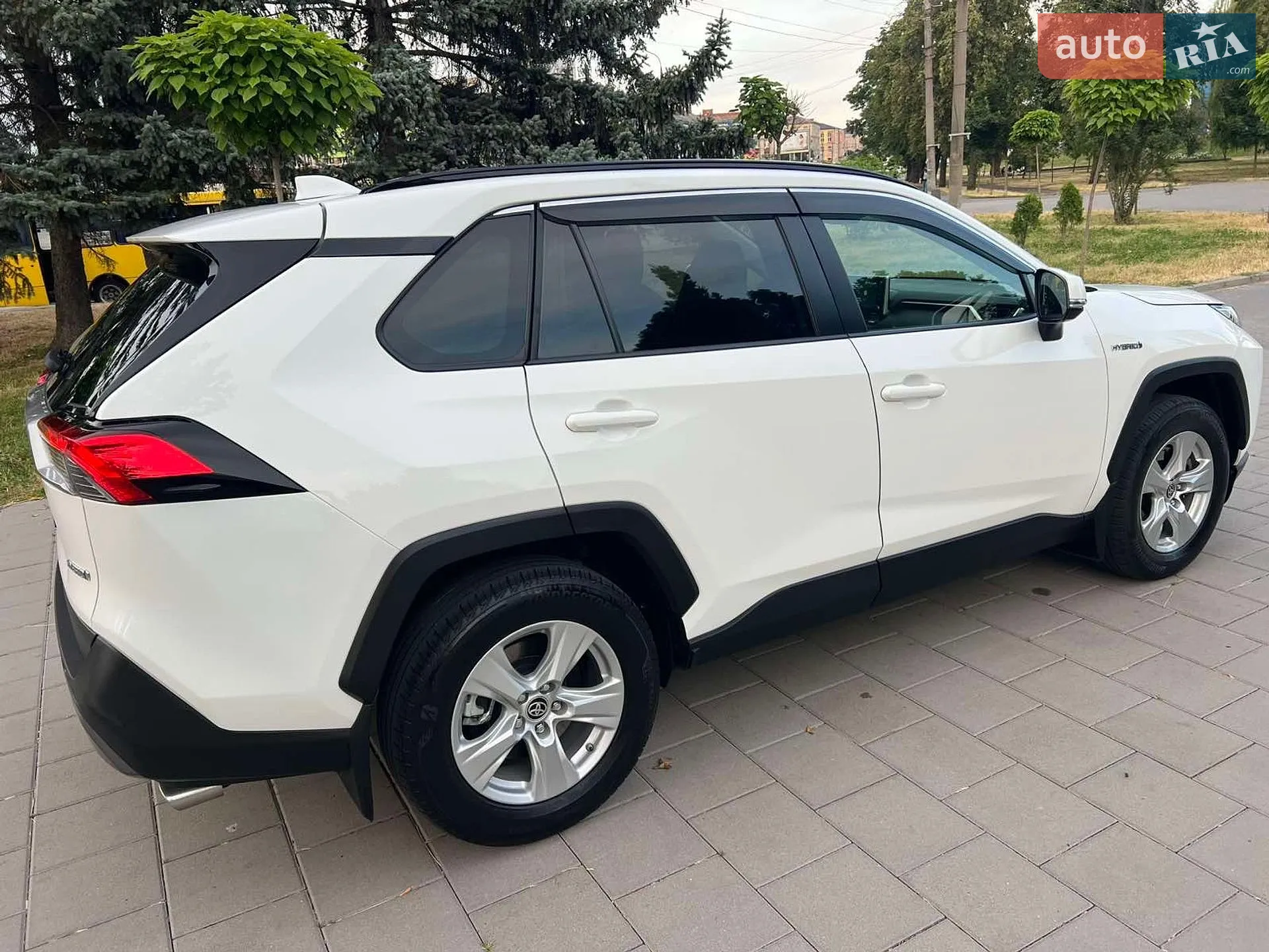 2020 Toyota RAV 4 - мініатюра 28